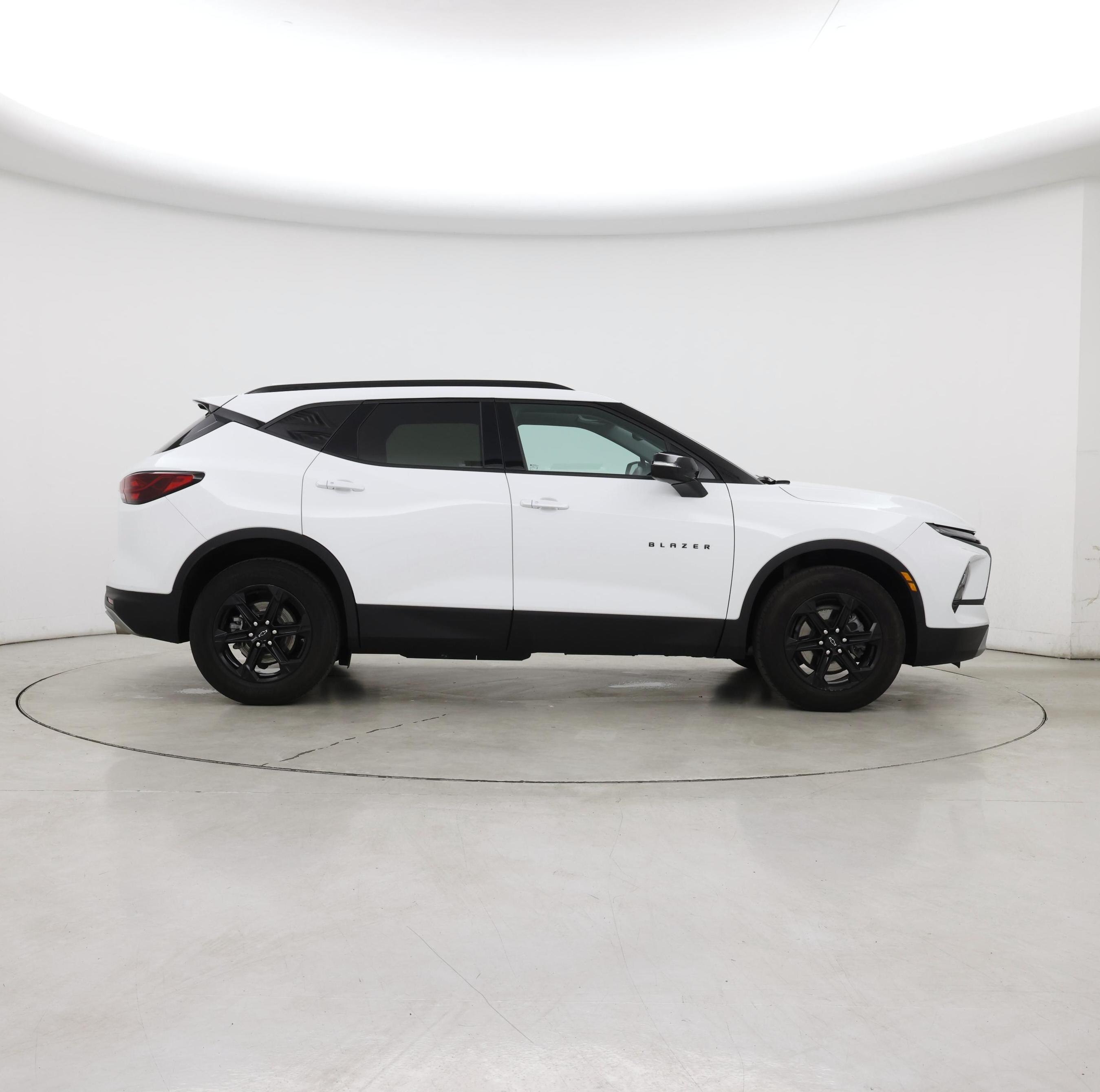 Thumbnail: 2023 Chevrolet Blazer - 7