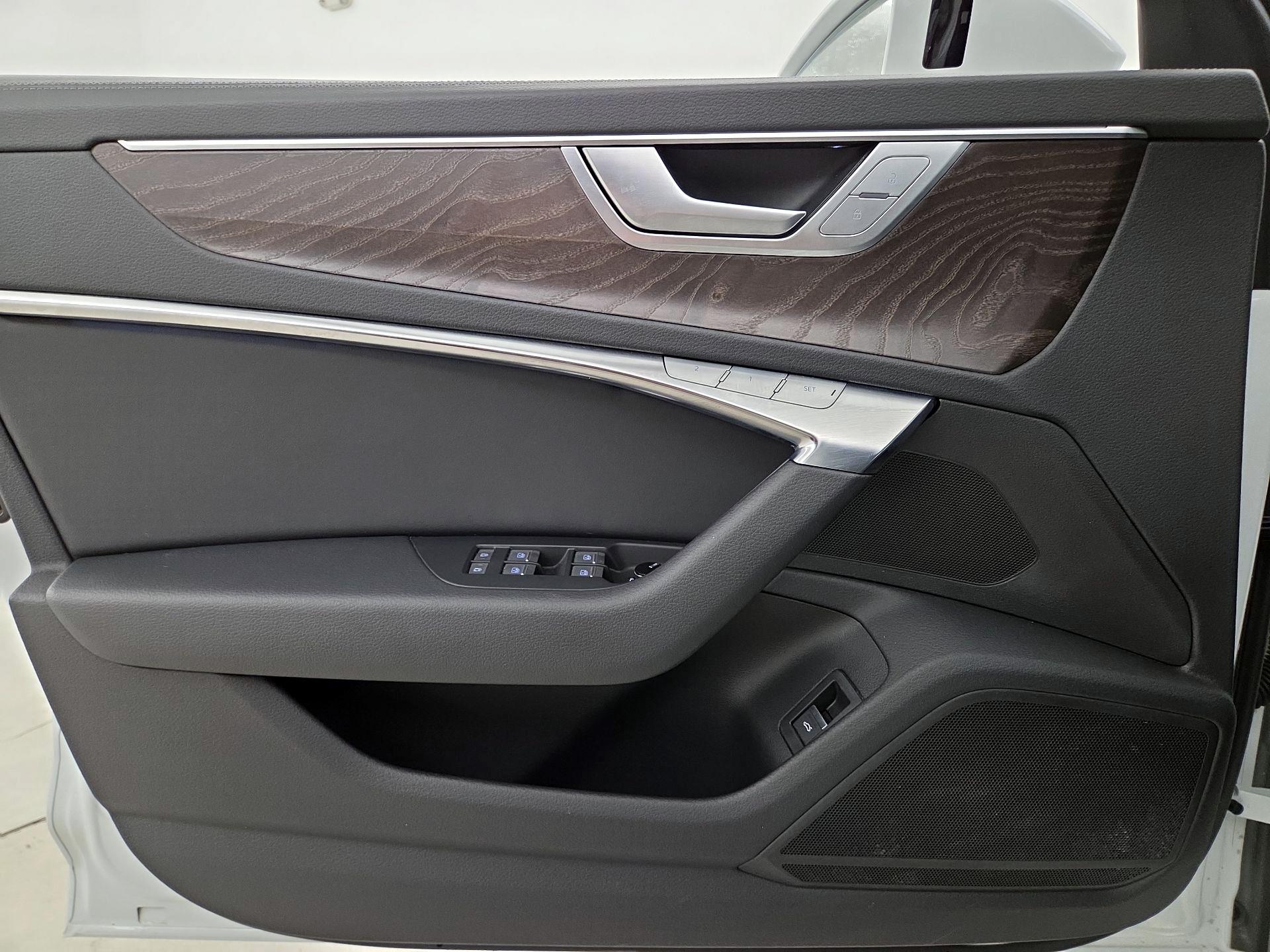 Thumbnail: 2023 Audi A6 - 12