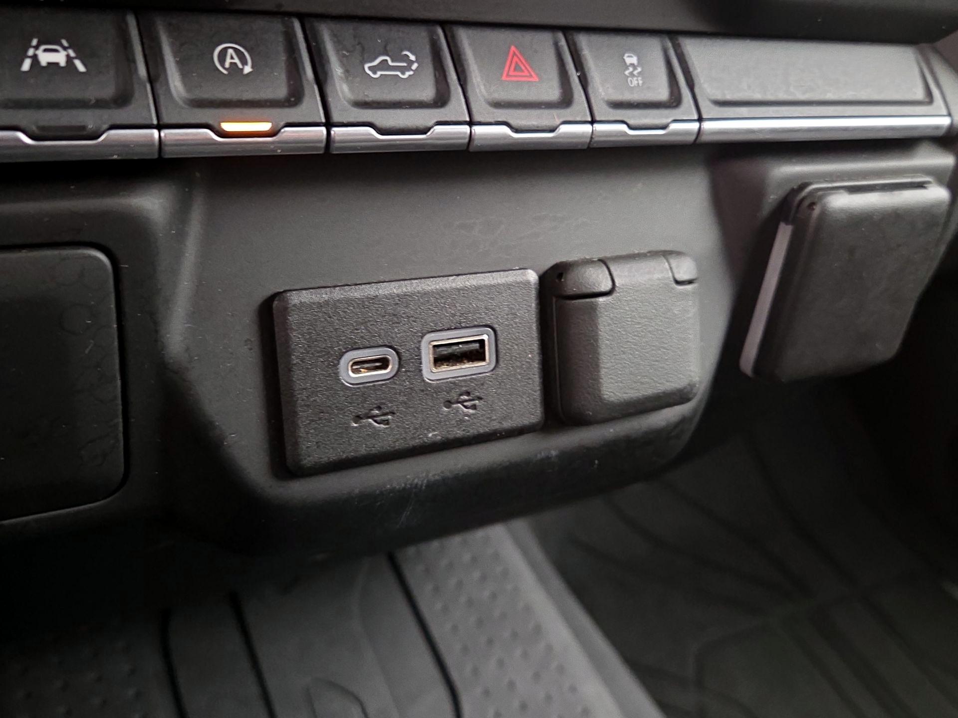 Thumbnail: 2022 Chevrolet Silverado 1500 - 18