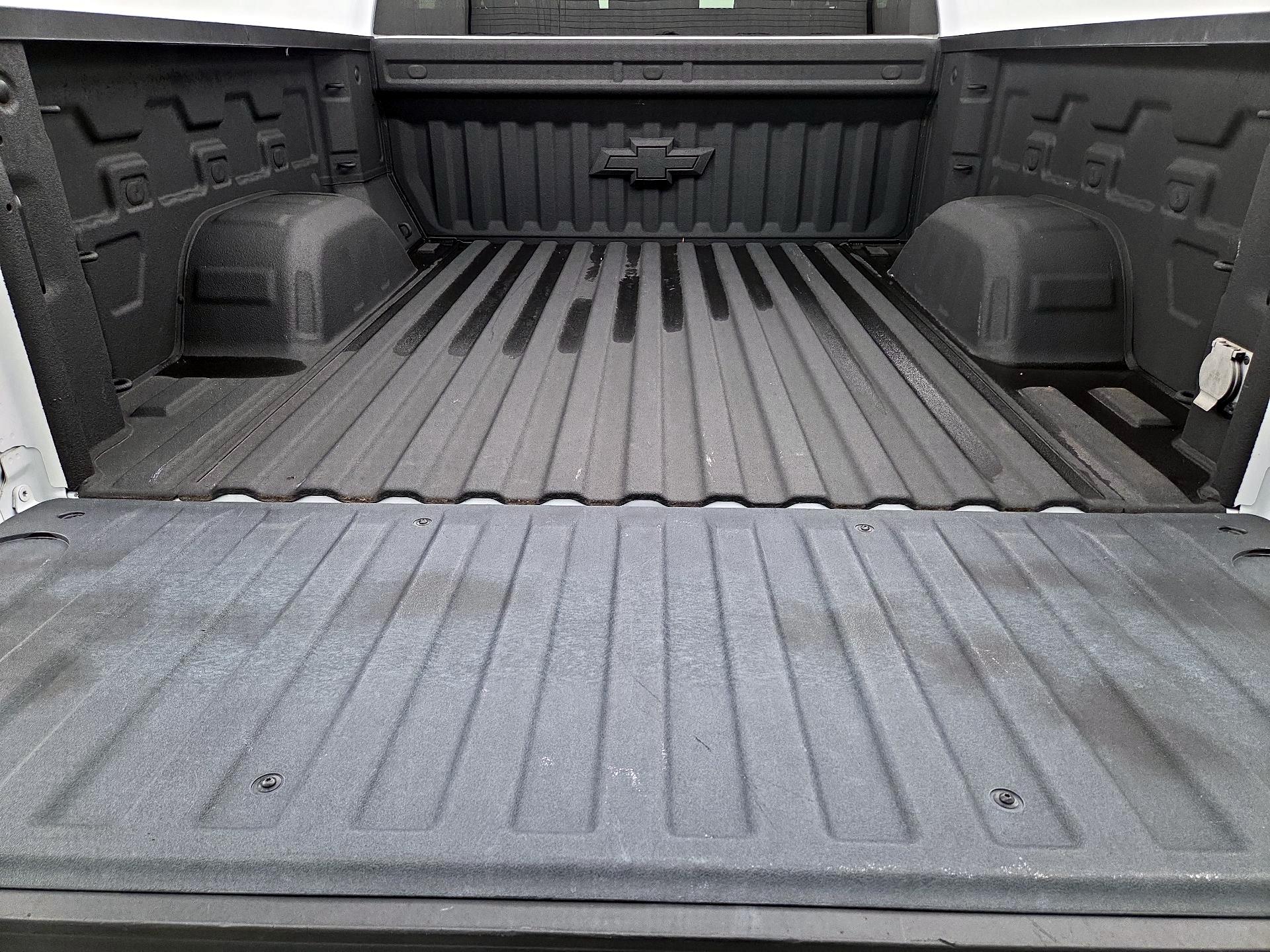 Thumbnail: 2022 Chevrolet Silverado 1500 - 20