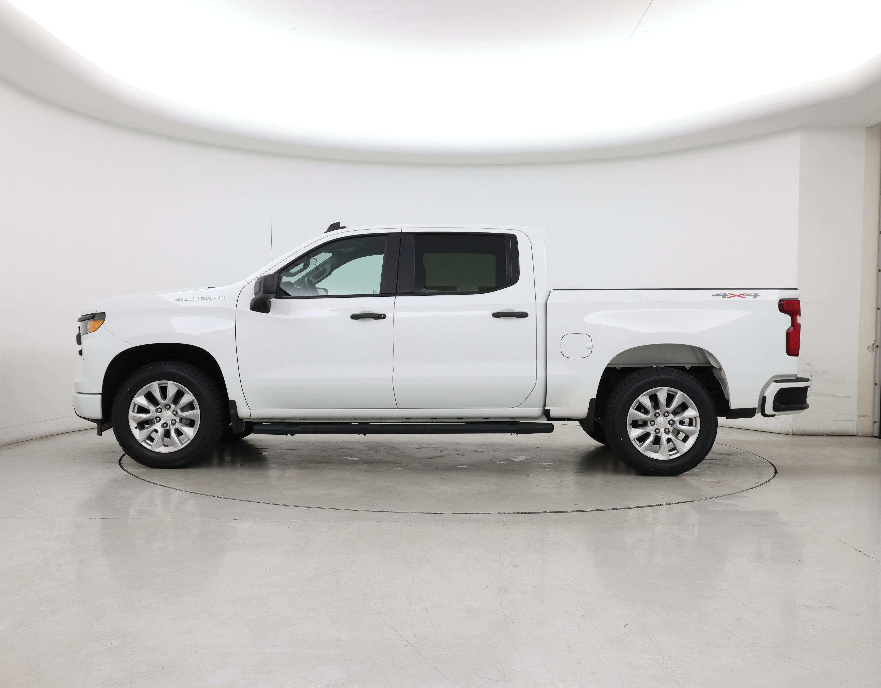 Thumbnail: 2022 Chevrolet Silverado 1500 - 3