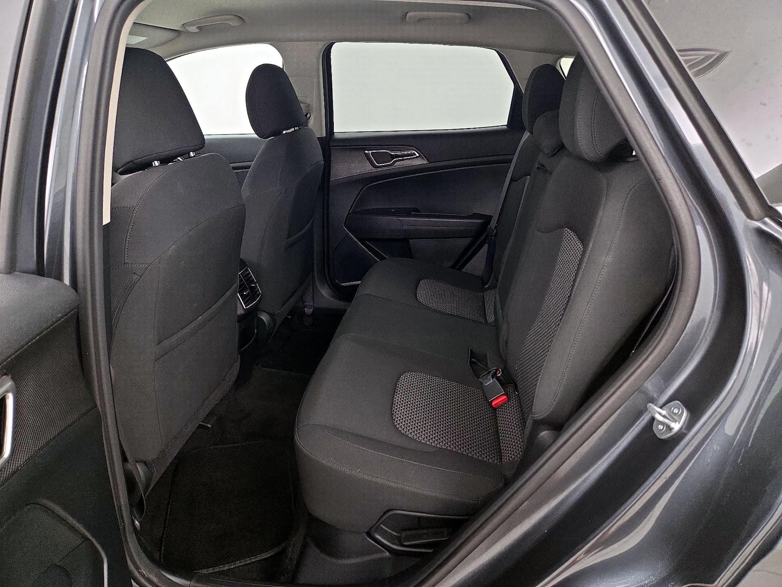 2023 Kia Sportage LX Hybrid - Photo 20