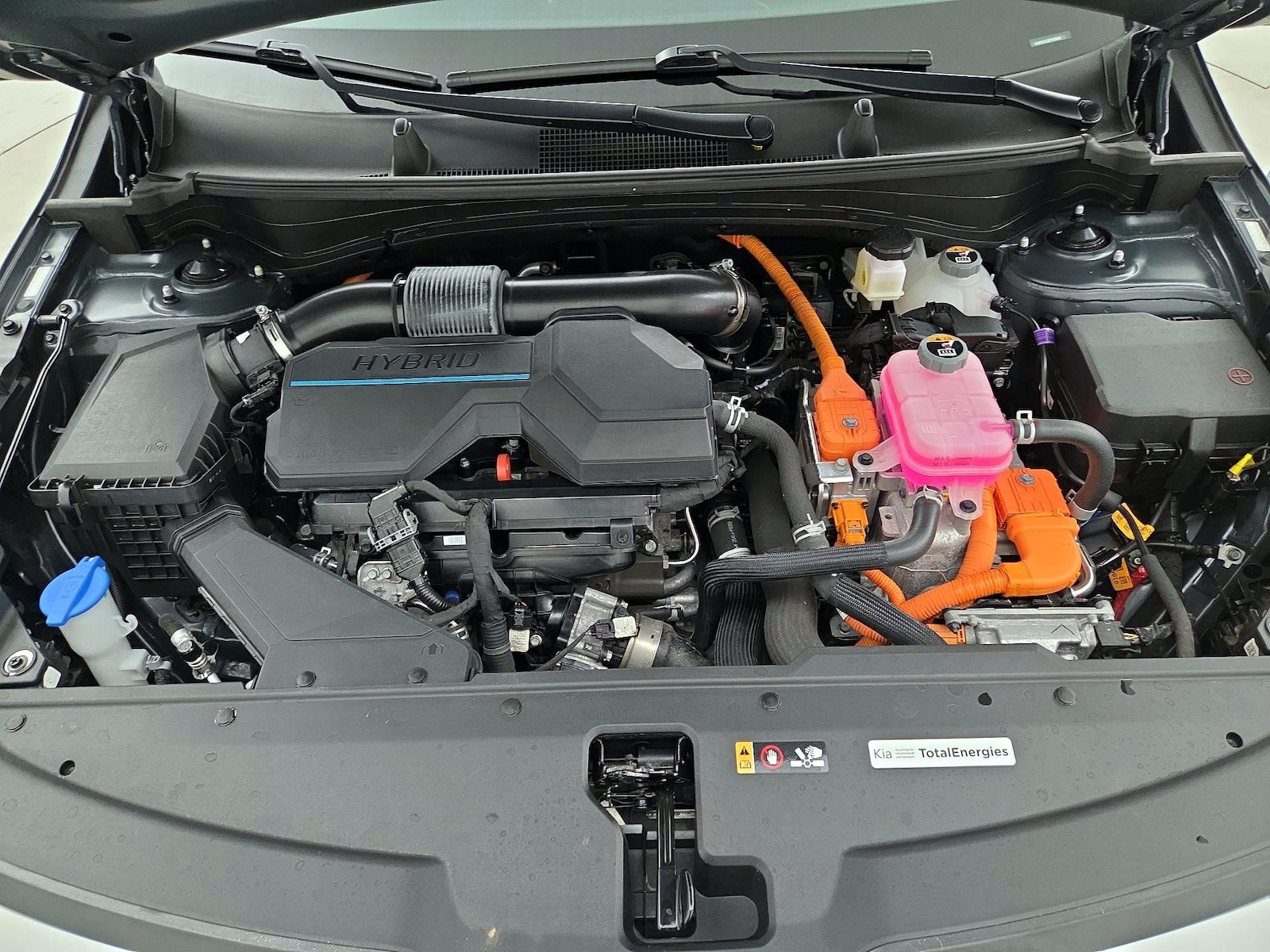 2023 Kia Sportage LX Hybrid - Photo 22