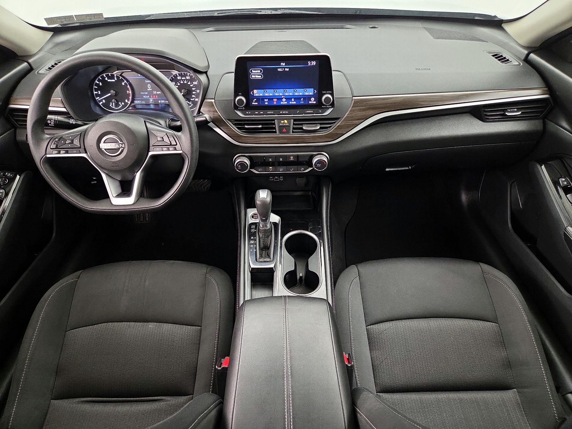 Thumbnail: 2023 Nissan Altima - 9