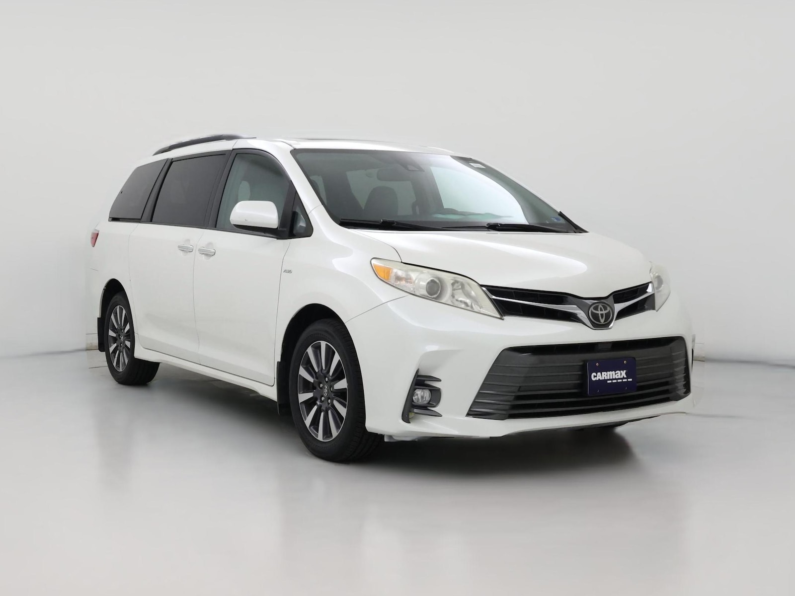 2018 Toyota Sienna XLE
