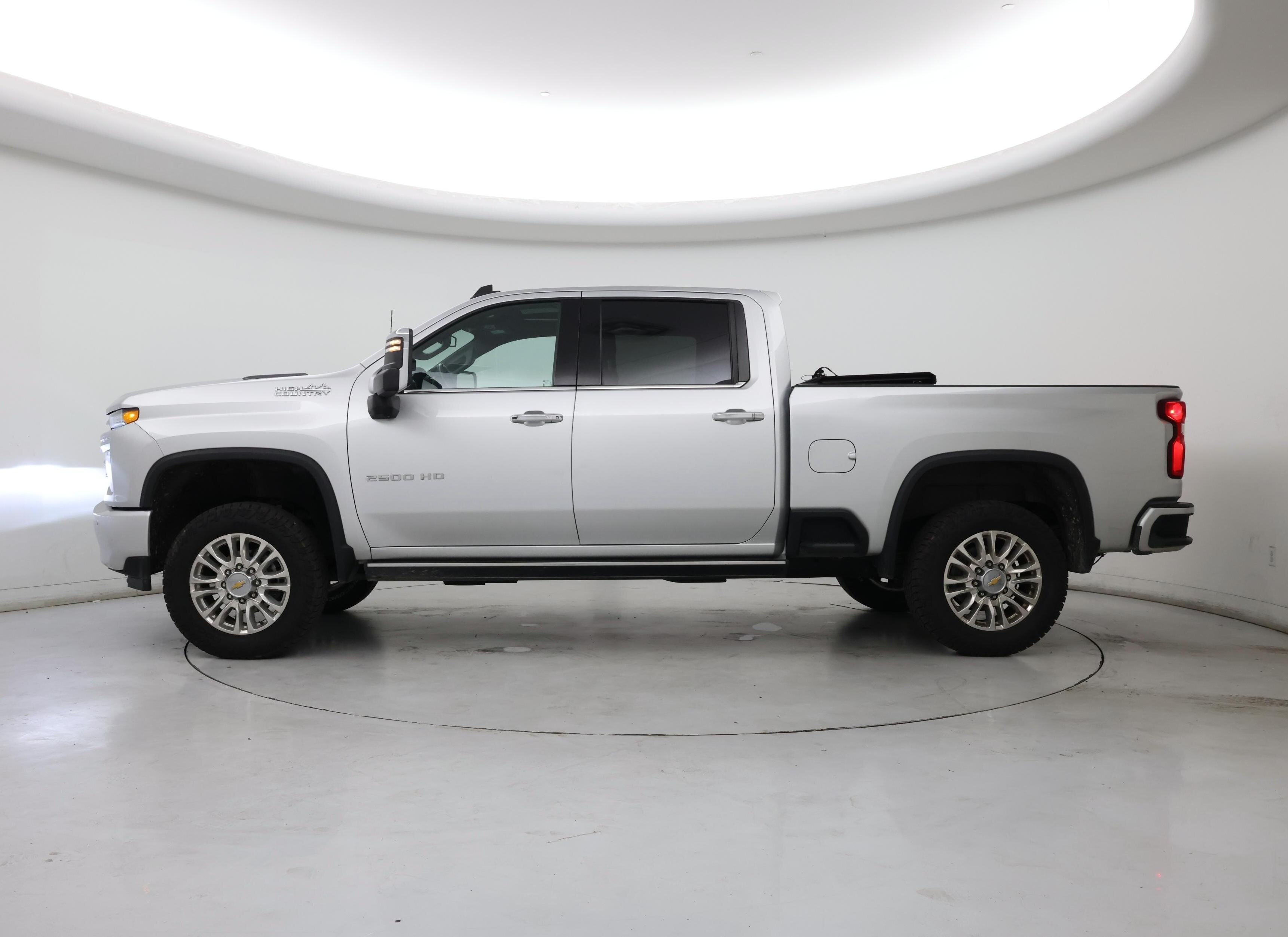 Thumbnail: 2022 Chevrolet Silverado 2500 - 3
