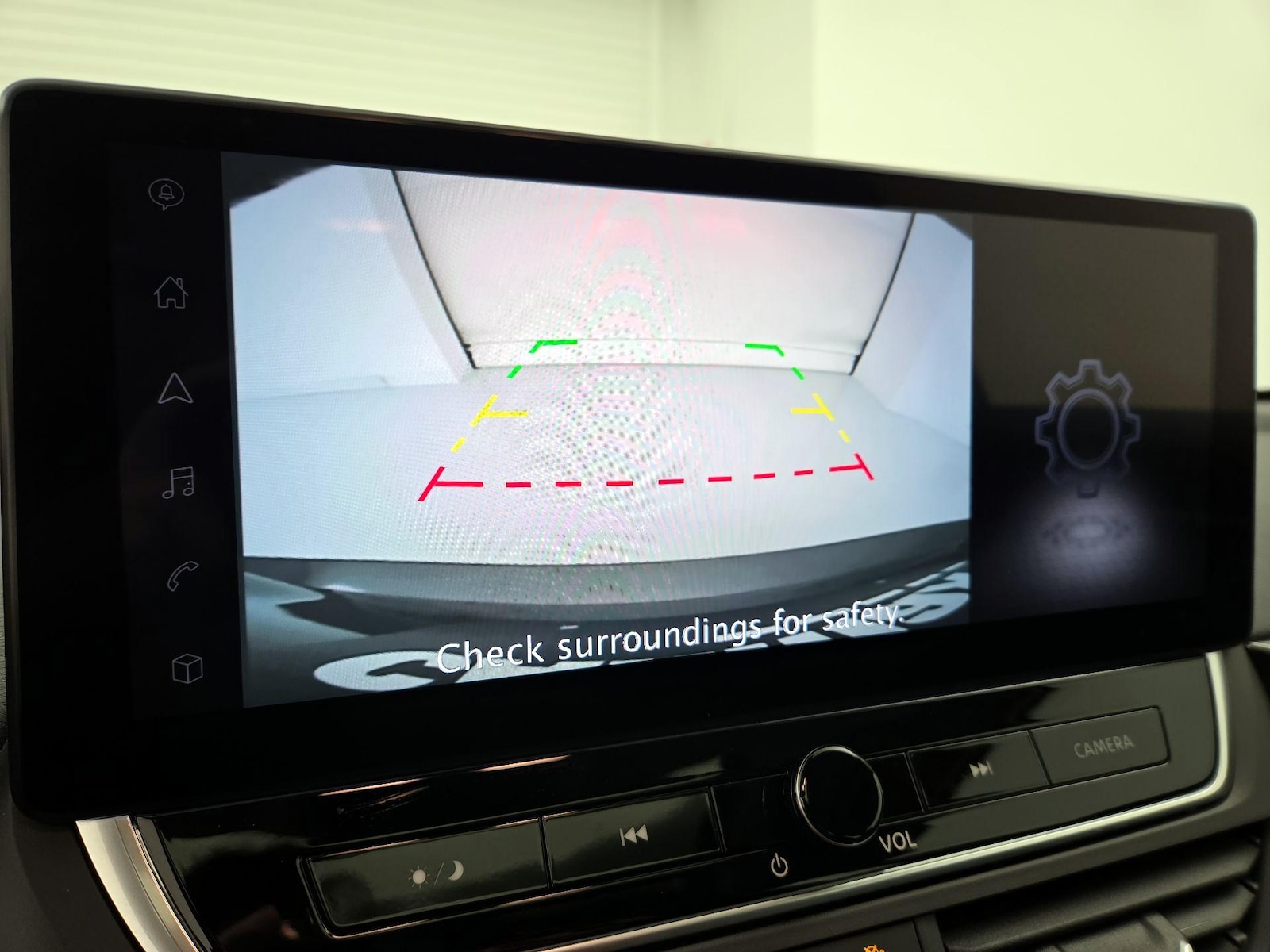 2024 Nissan Altima SR - Photo 16