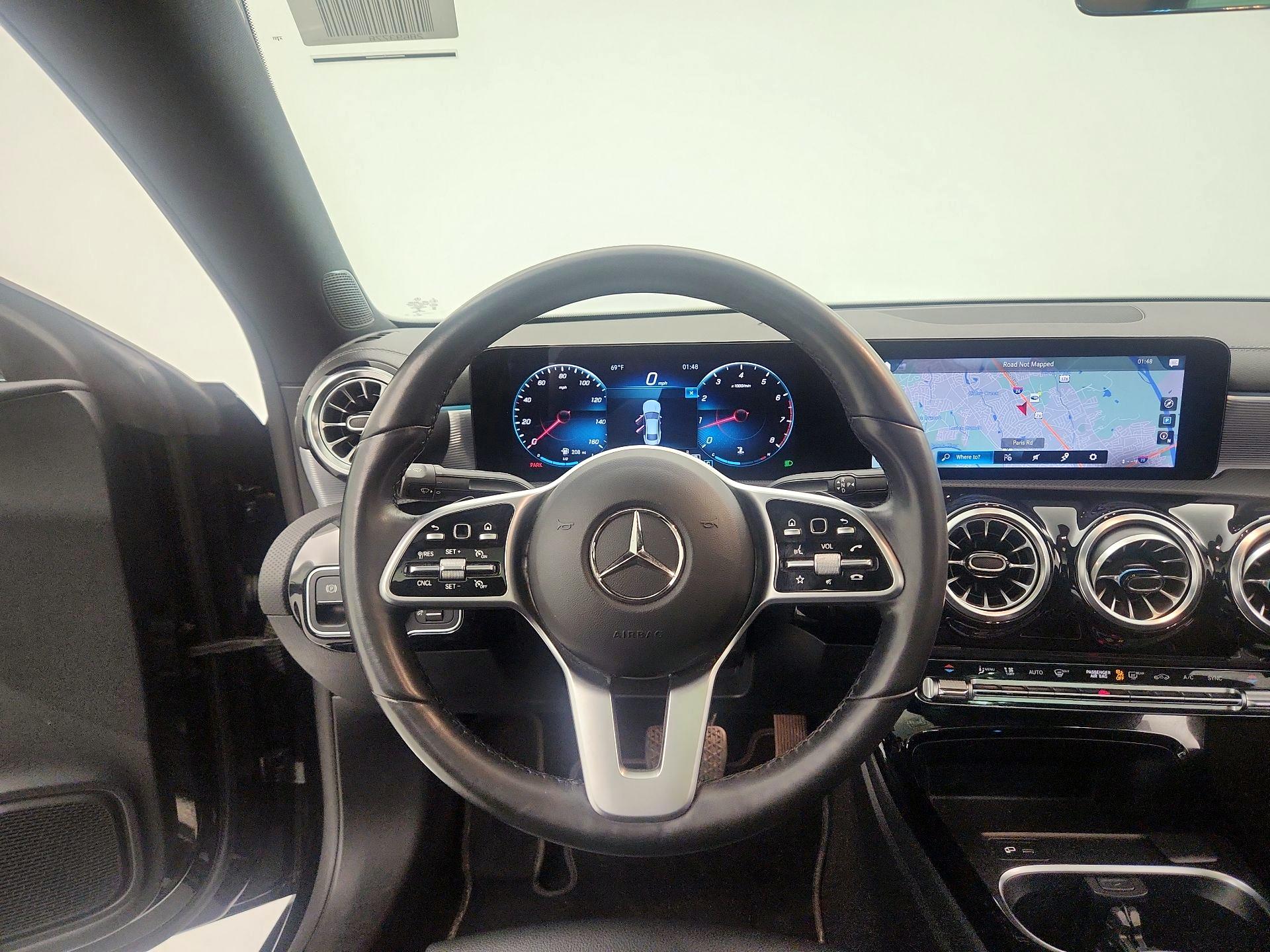 Thumbnail: 2022 Mercedes-Benz CLA - 10