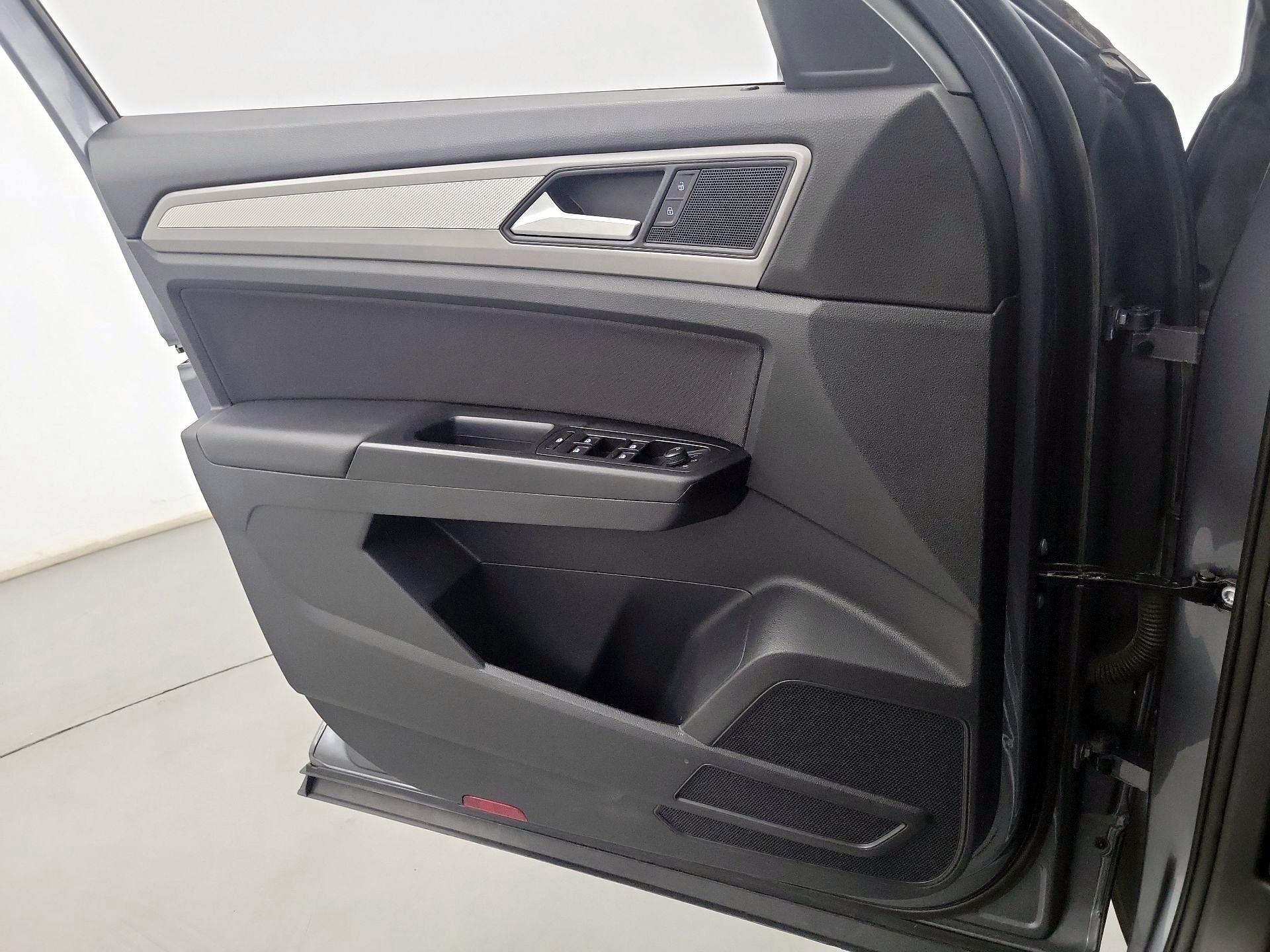 Thumbnail: 2020 Volkswagen Atlas - 12