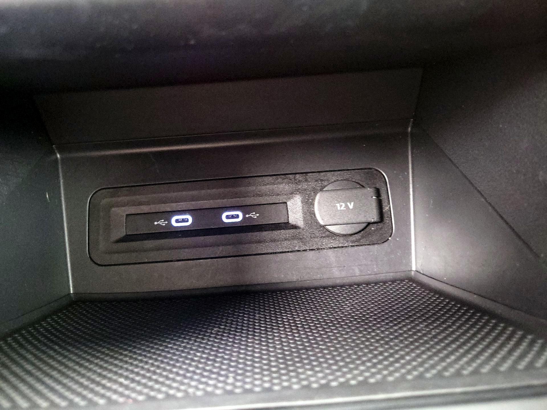 Thumbnail: 2020 Volkswagen Atlas - 18