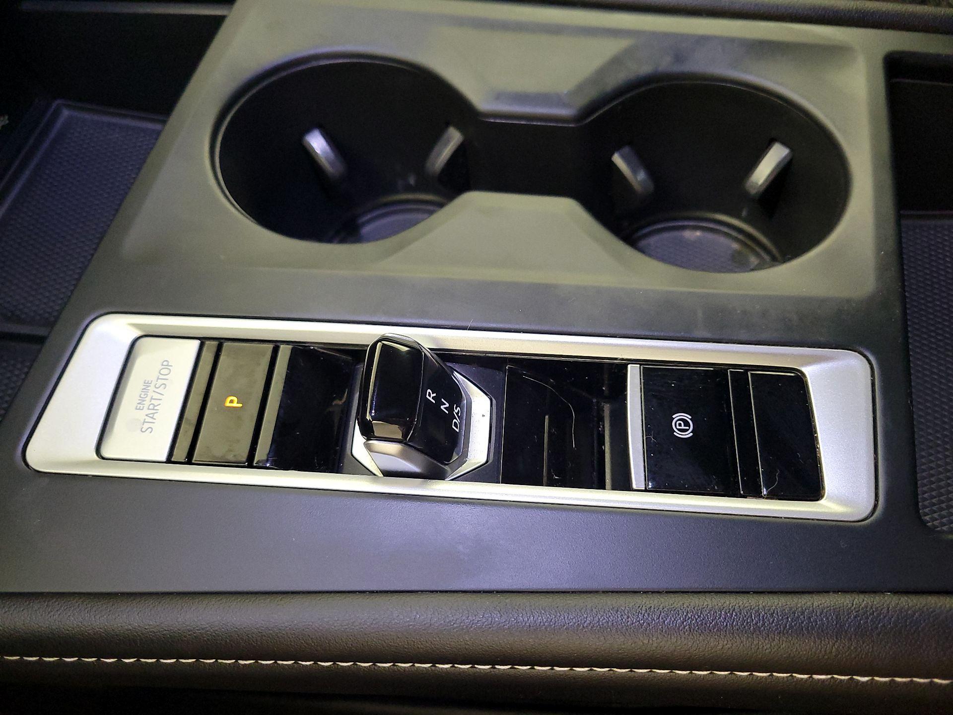 Thumbnail: 2024 Volkswagen Atlas - 17