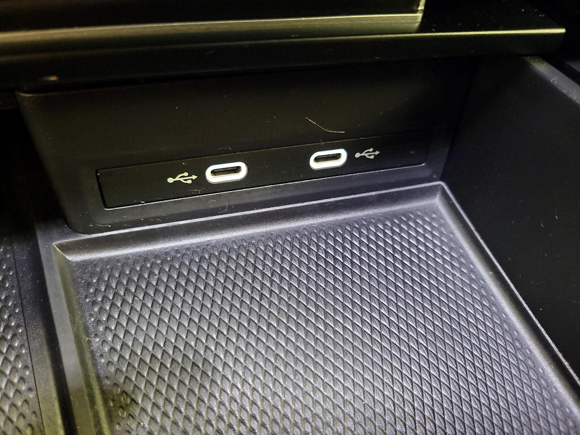 Thumbnail: 2024 Volkswagen Atlas - 18