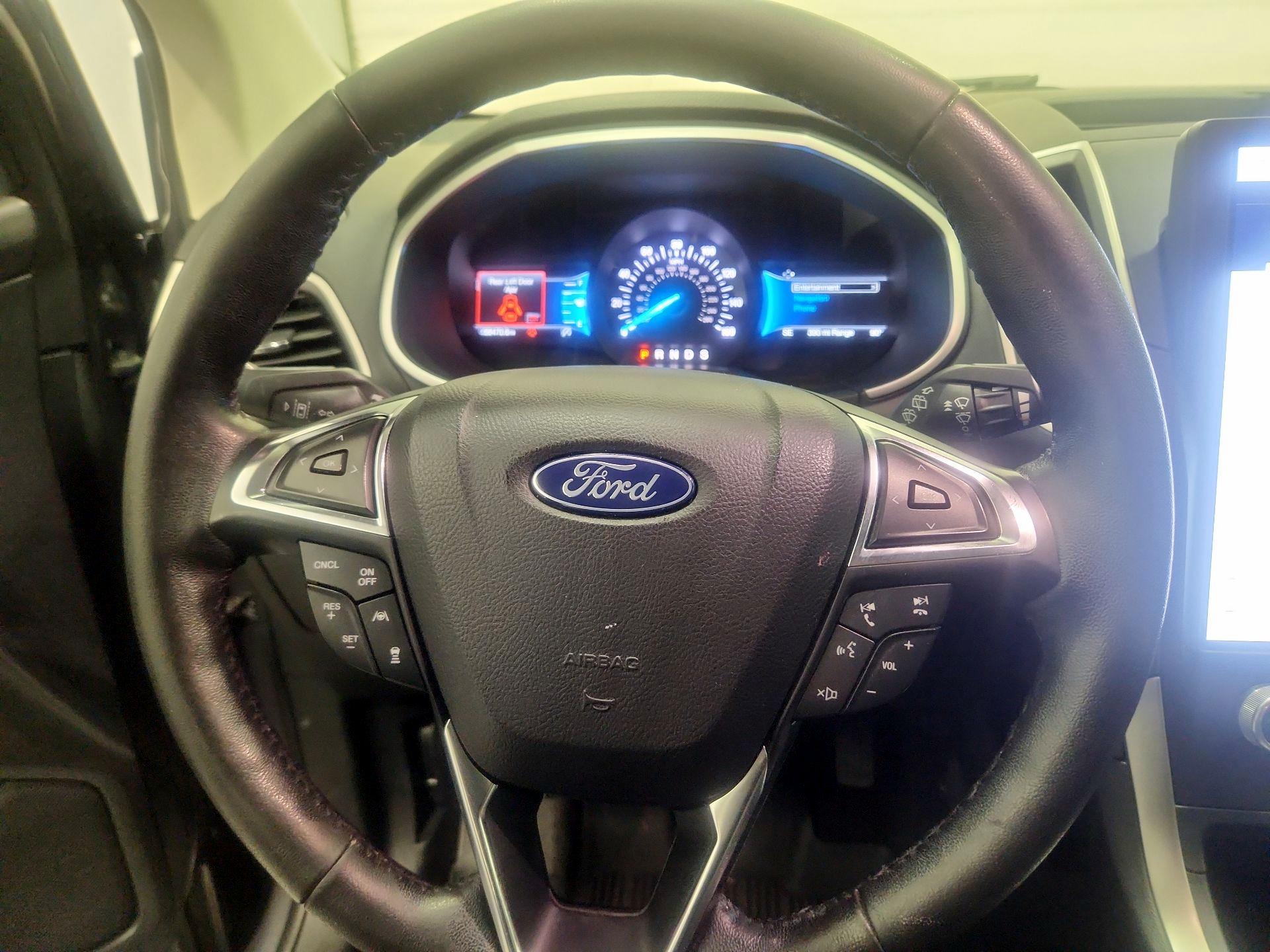 Thumbnail: 2021 Ford Edge - 10