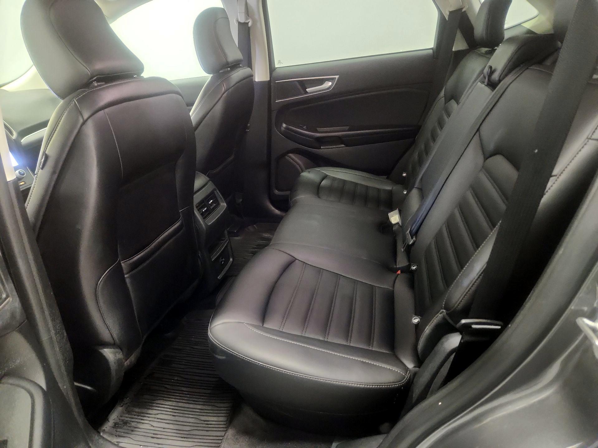Thumbnail: 2021 Ford Edge - 19