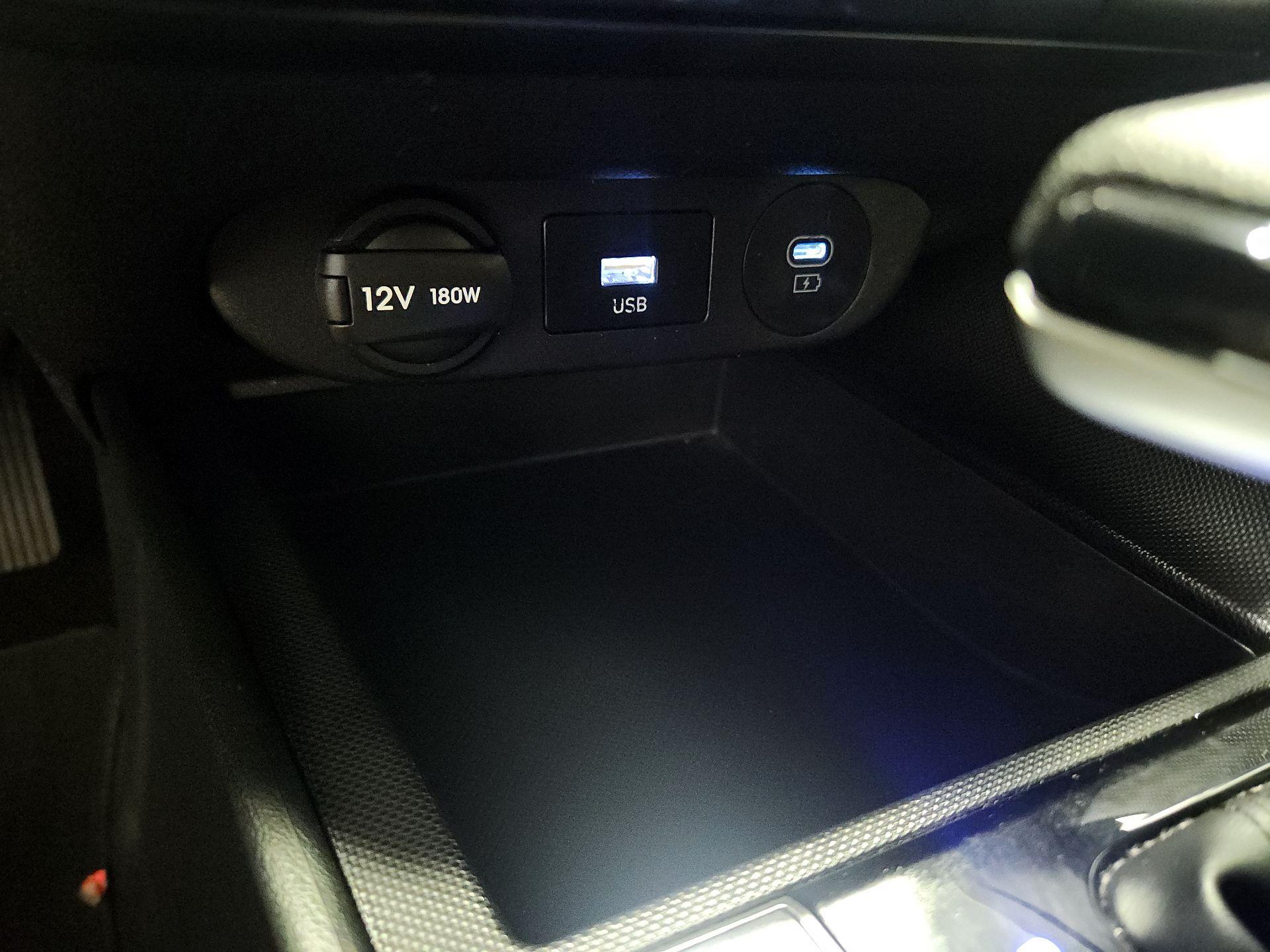 Thumbnail: 2024 Hyundai Elantra - 18