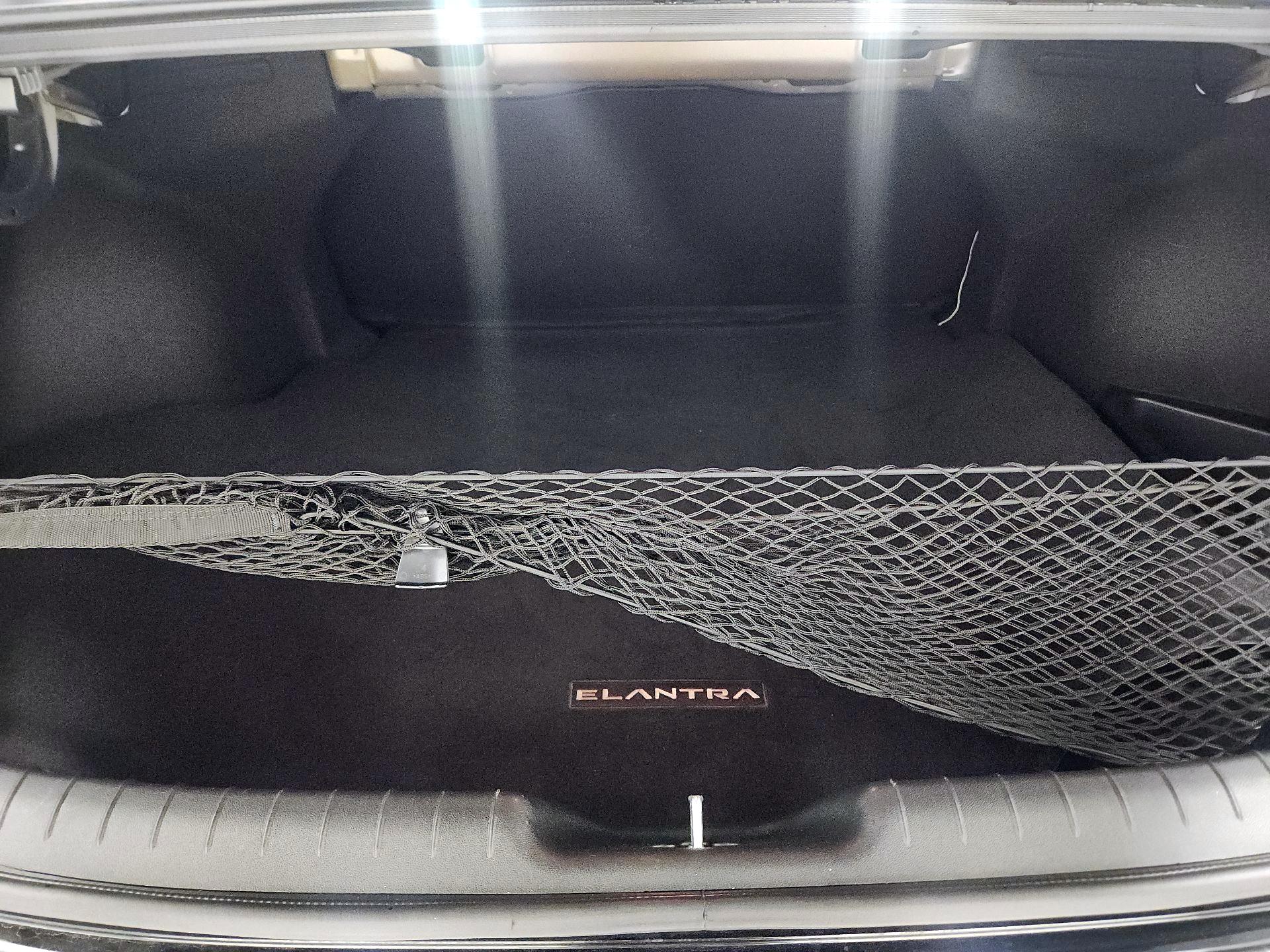 Thumbnail: 2024 Hyundai Elantra - 20