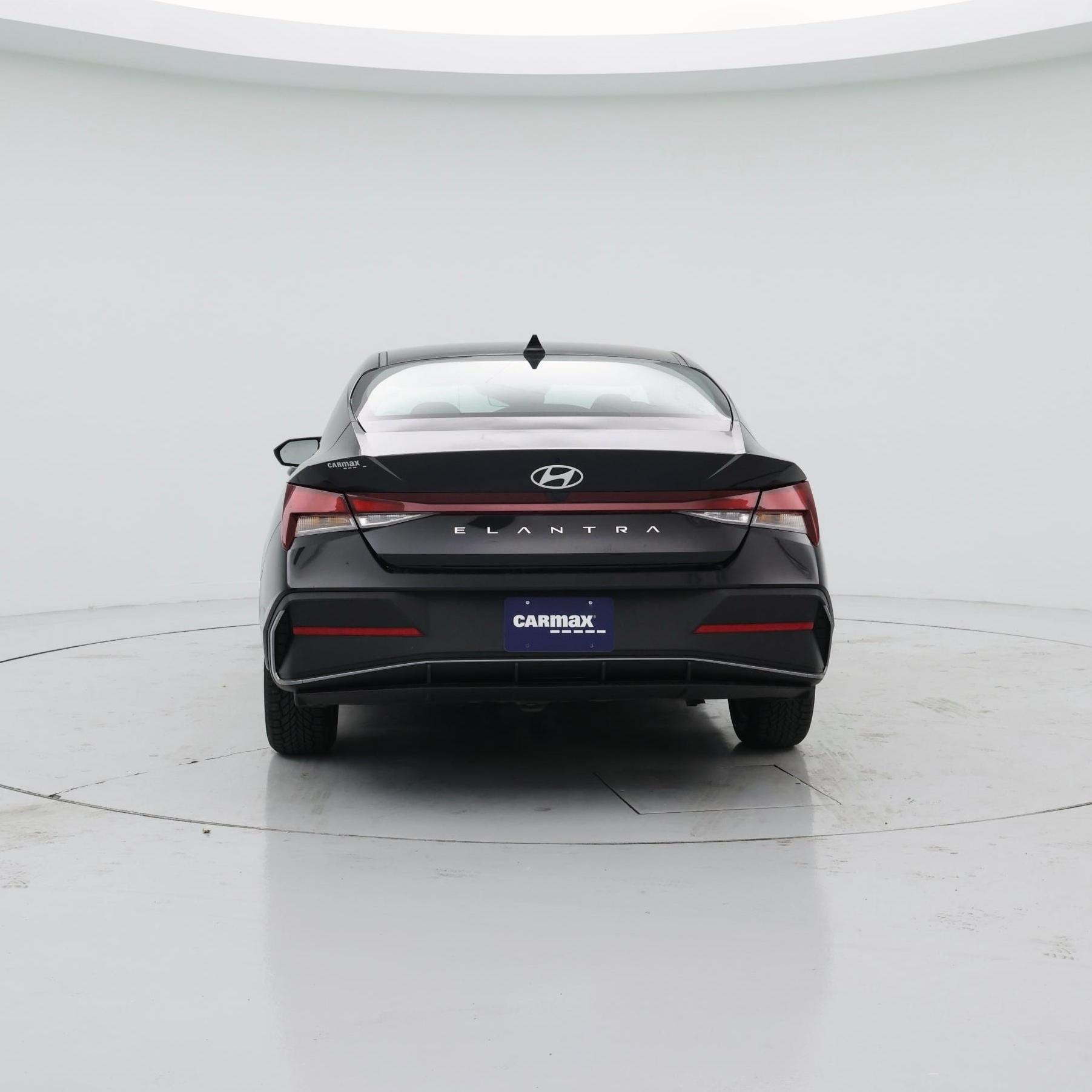 Thumbnail: 2024 Hyundai Elantra - 6