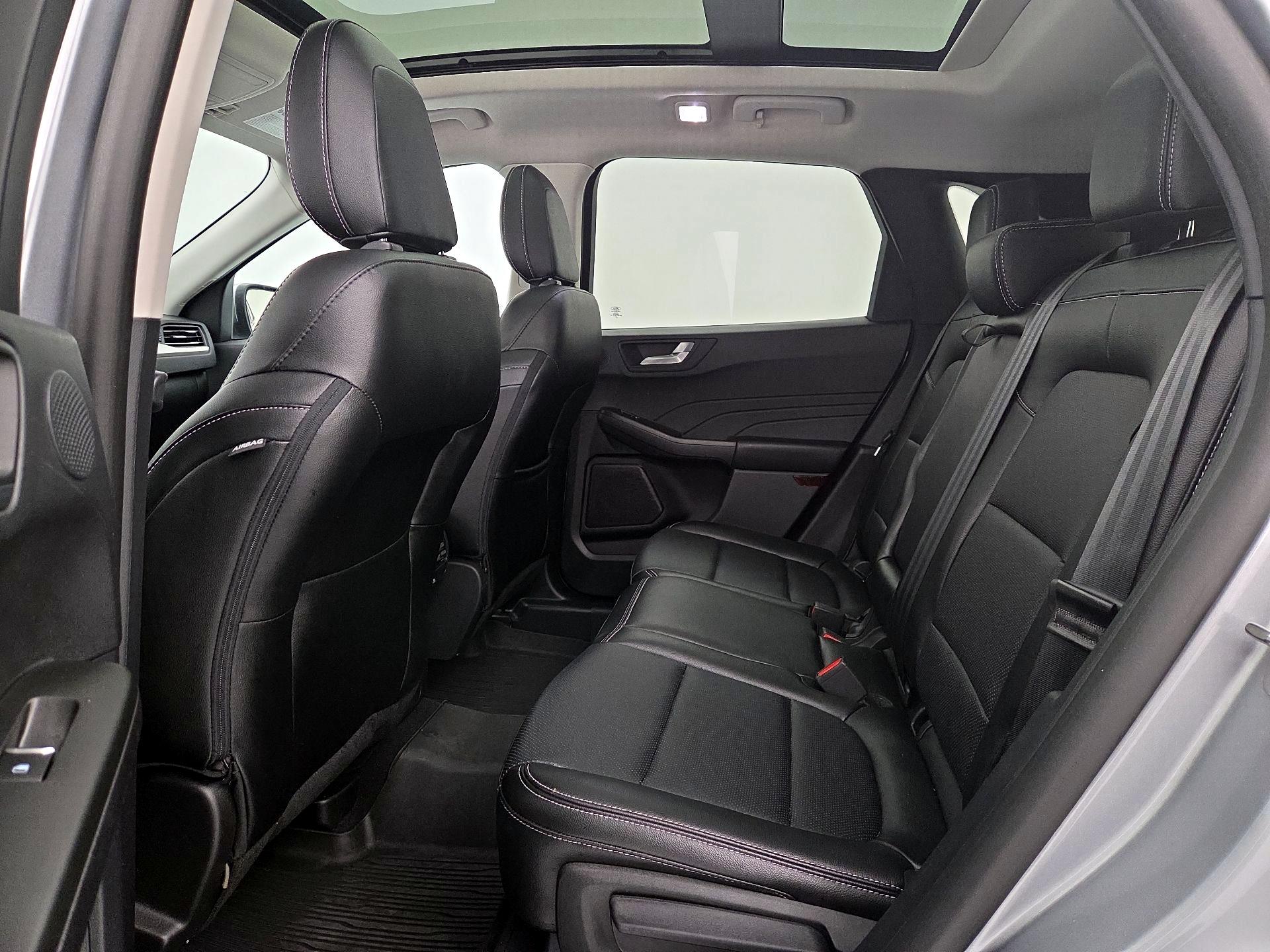 Thumbnail: 2022 Ford Escape - 20