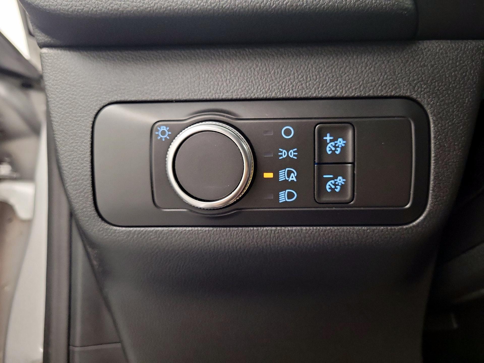 Thumbnail: 2020 Ford Escape - 13