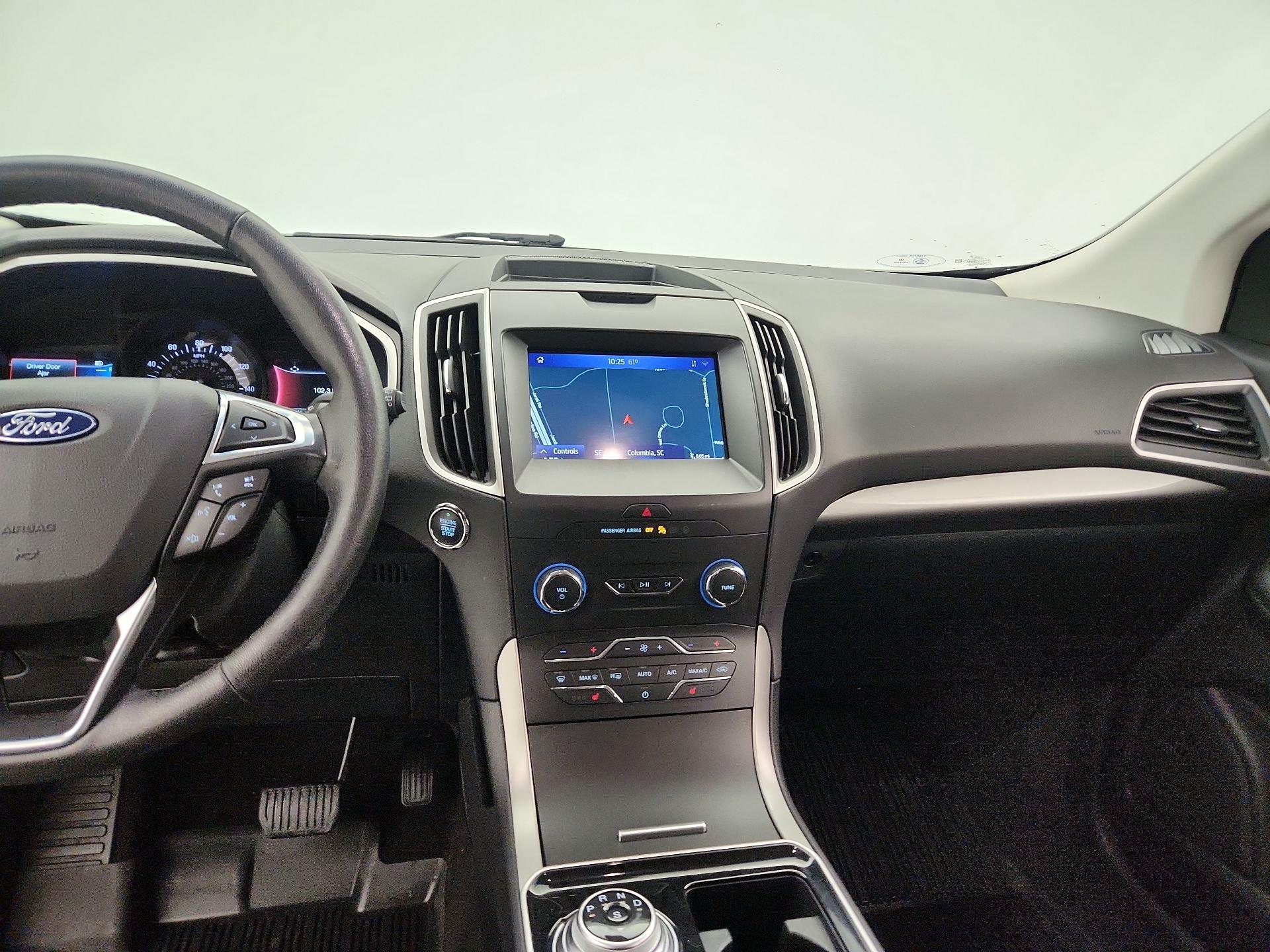 Thumbnail: 2020 Ford Edge - 9