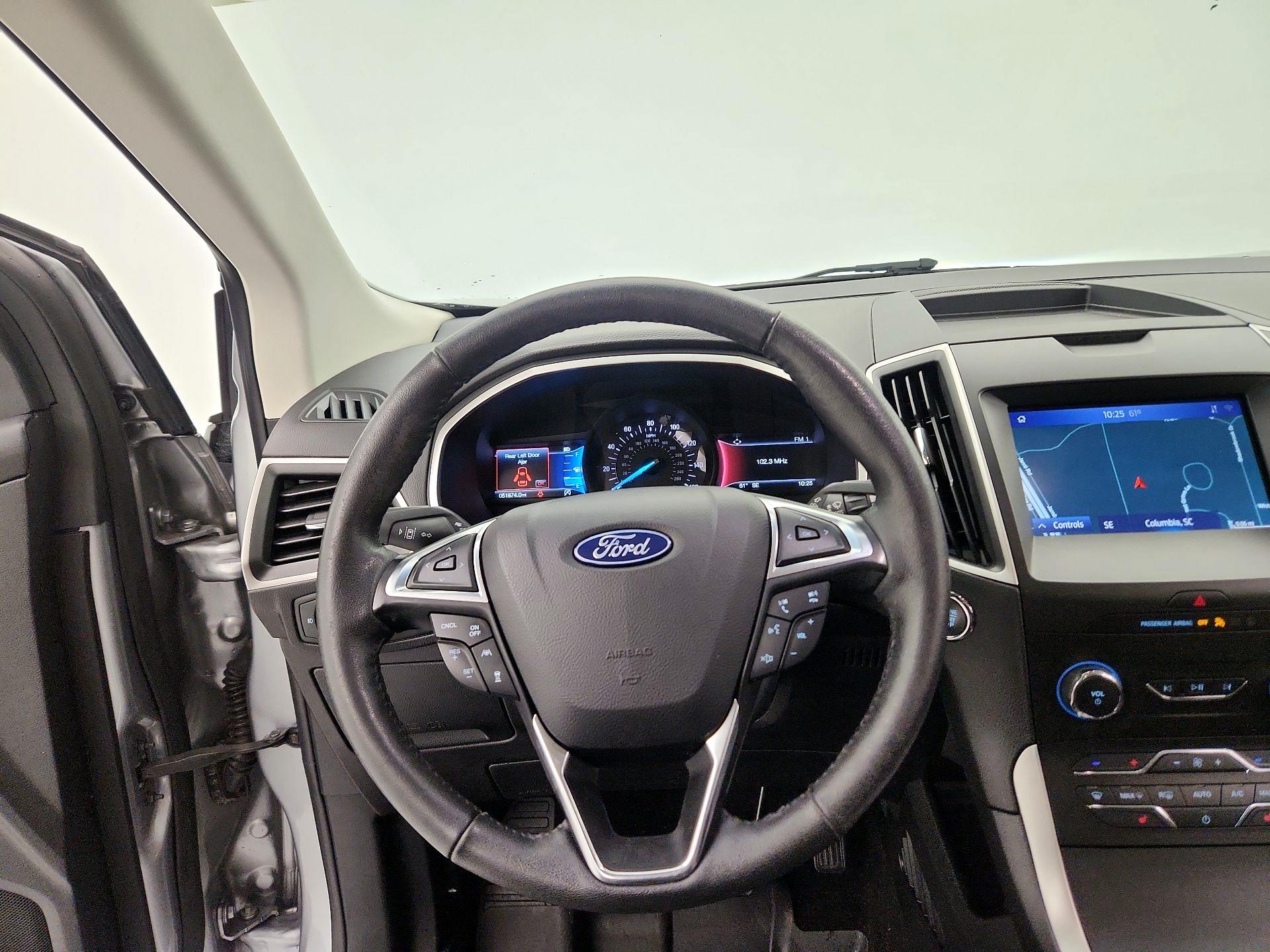 Thumbnail: 2020 Ford Edge - 10