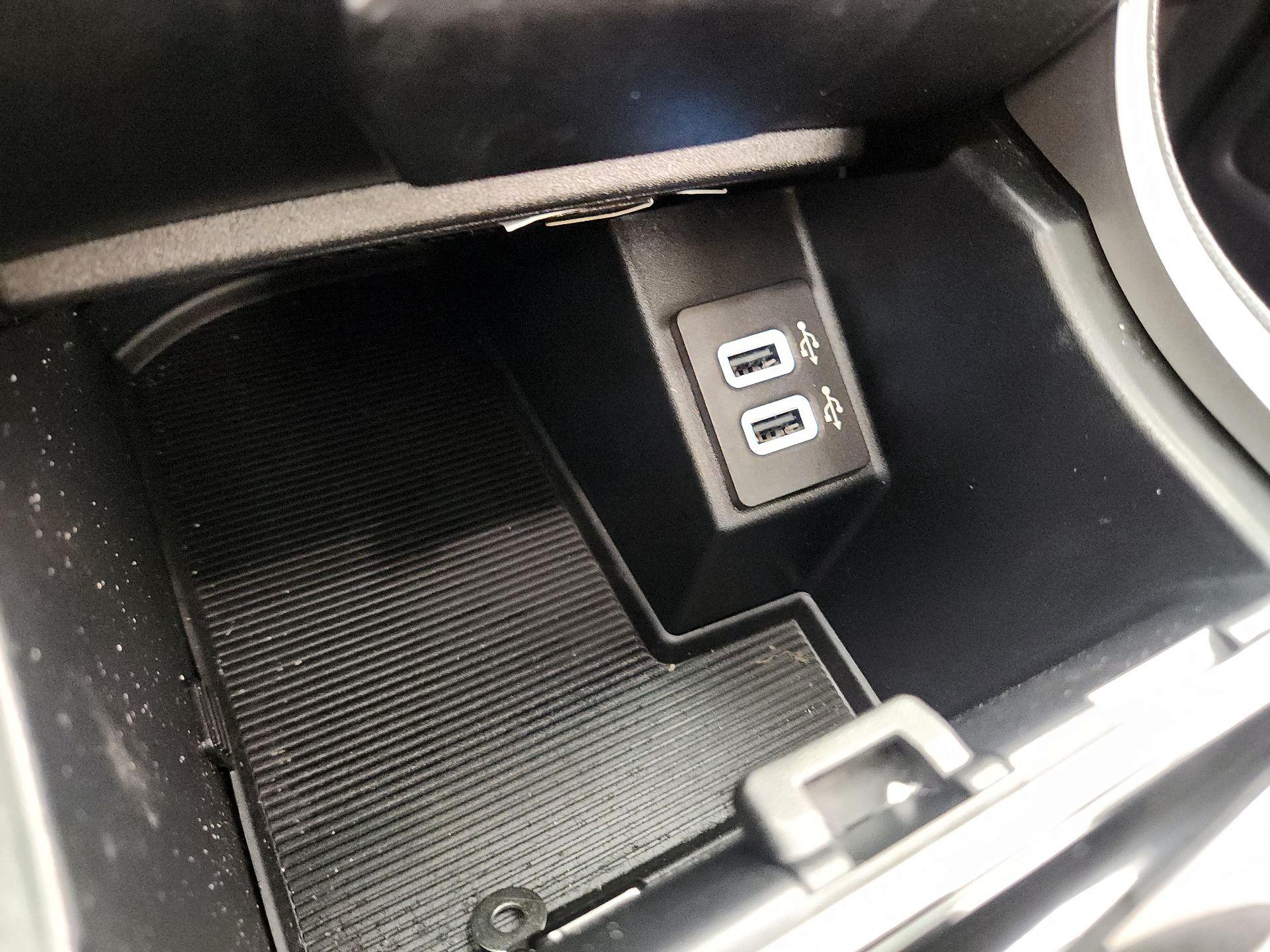 Thumbnail: 2020 Ford Edge - 19