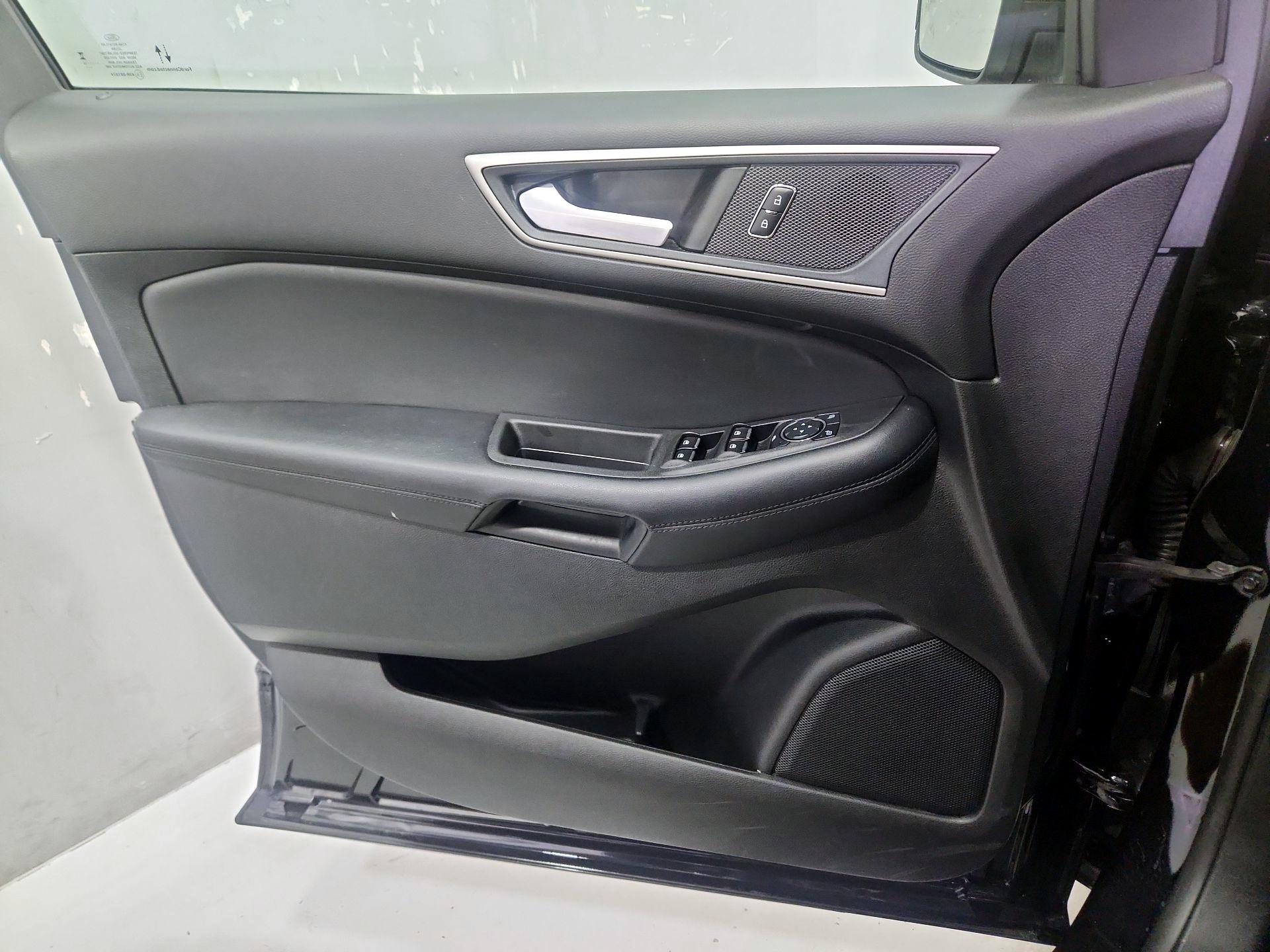 Thumbnail: 2023 Ford Edge - 12