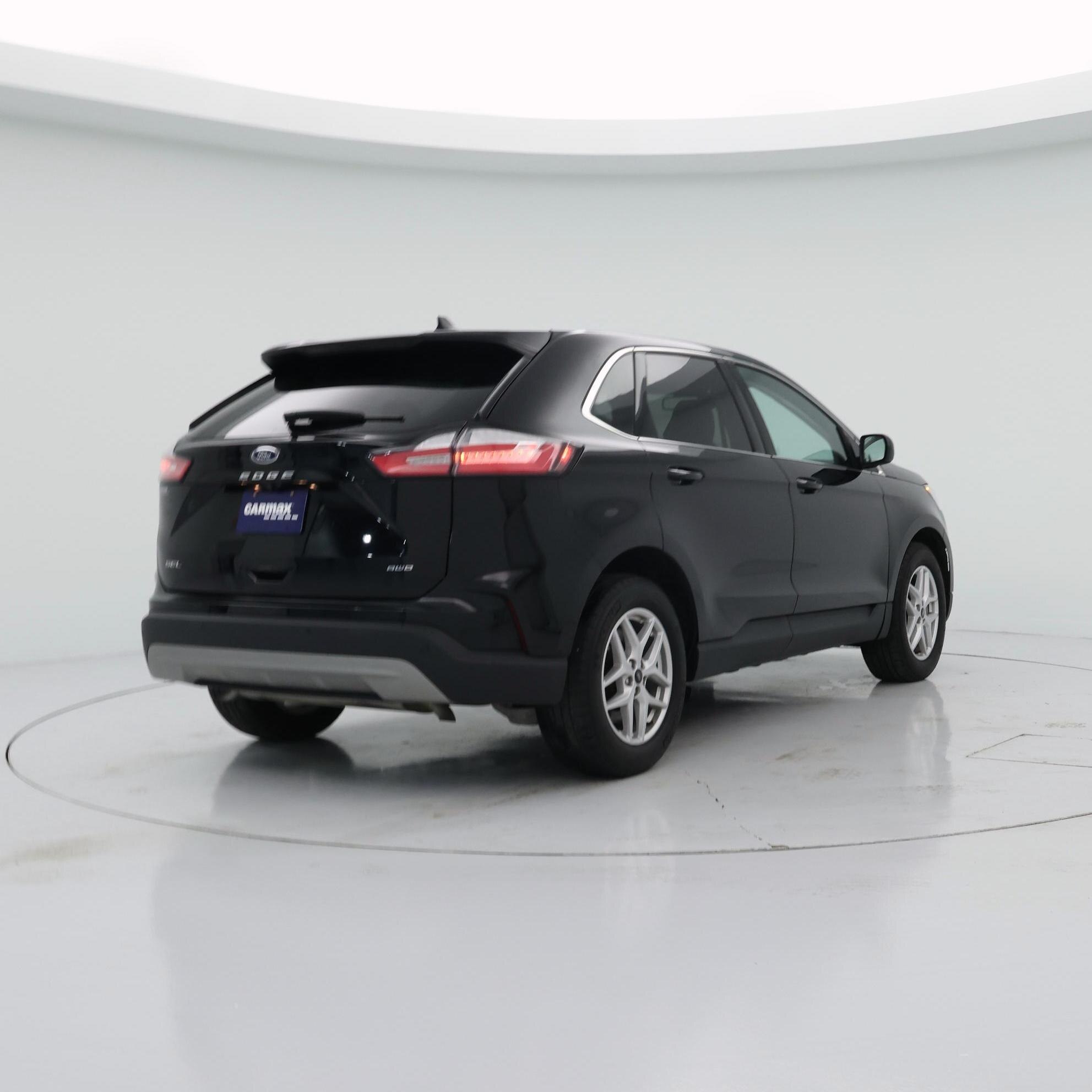 Thumbnail: 2023 Ford Edge - 8