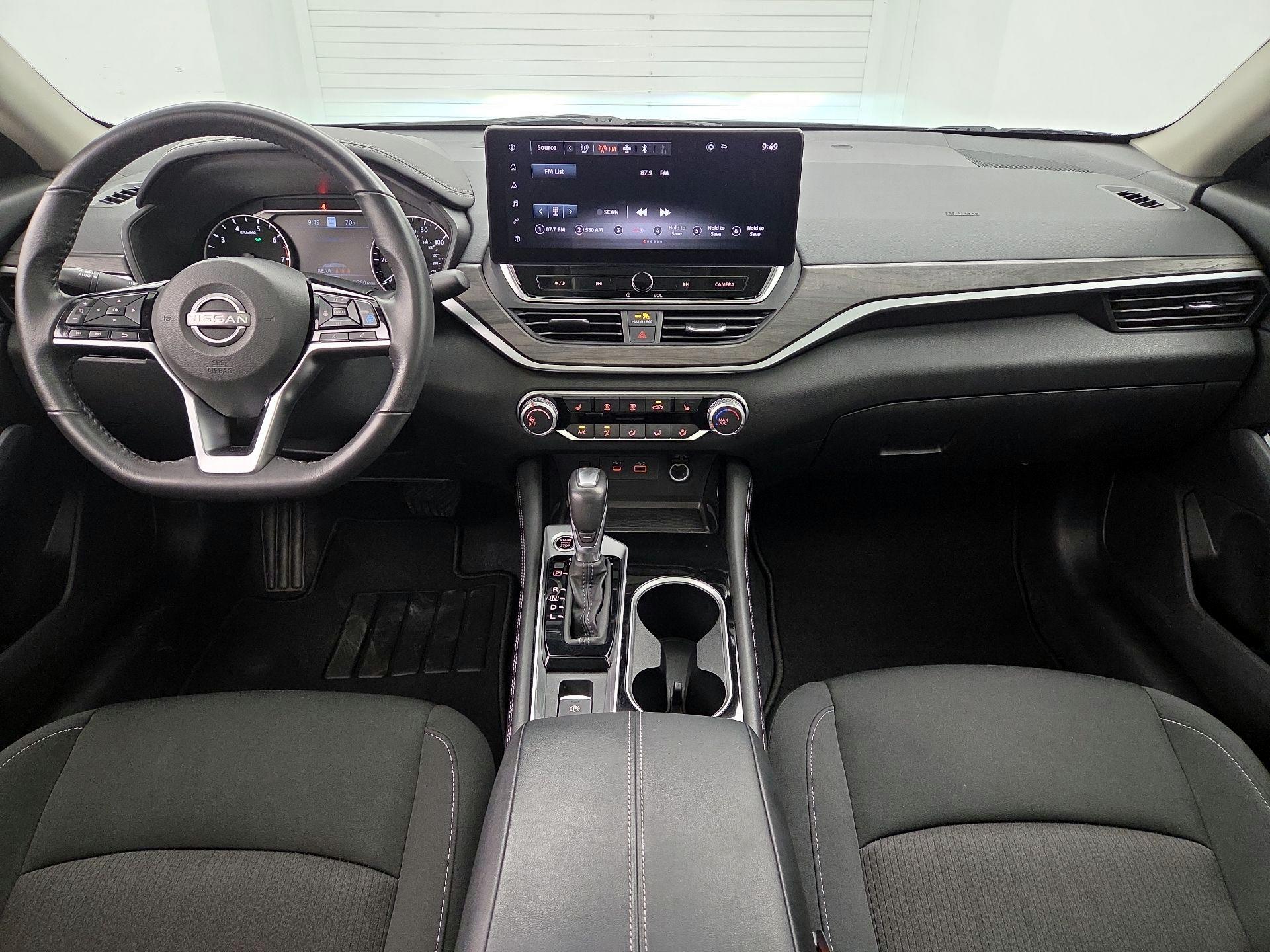 Thumbnail: 2023 Nissan Altima - 9