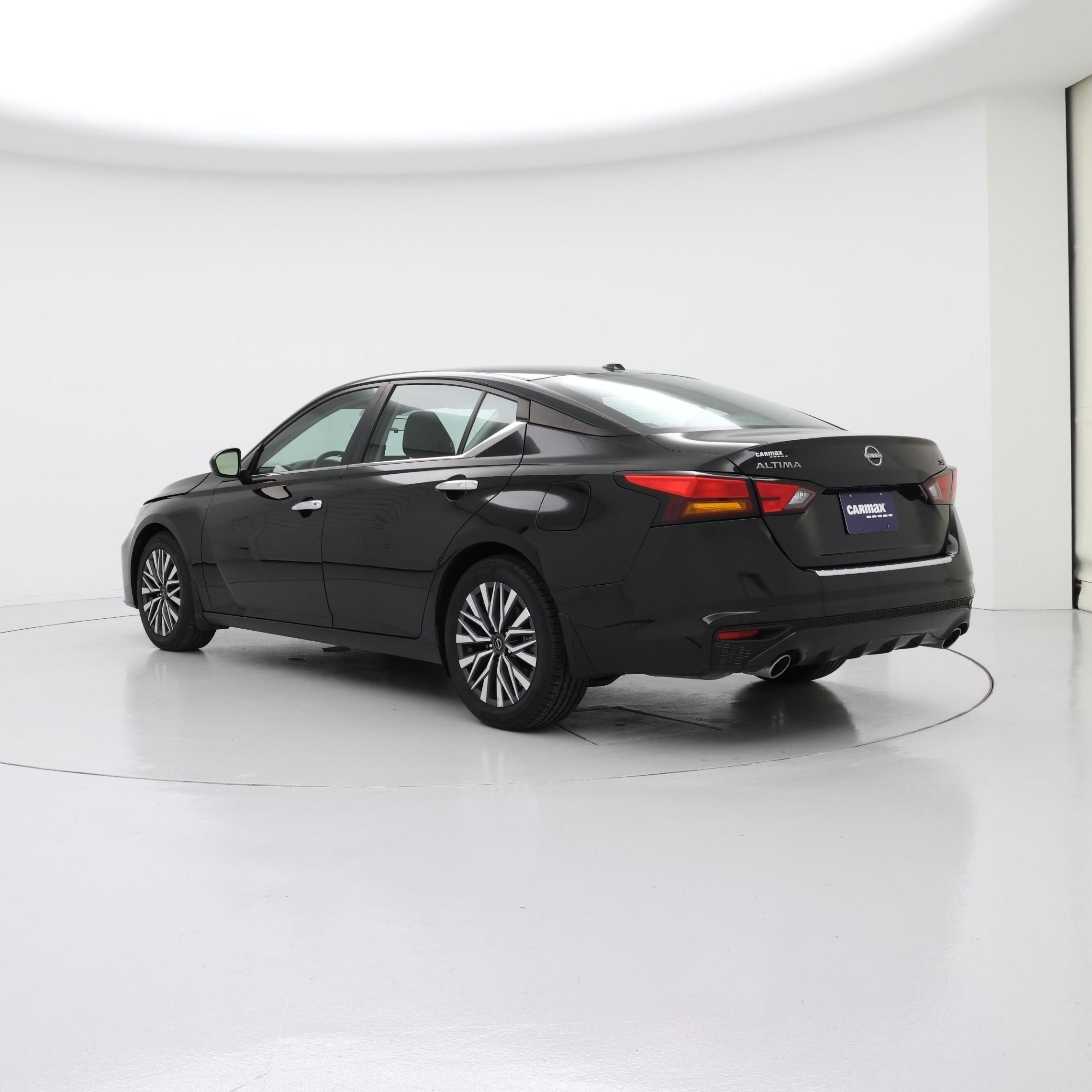 Thumbnail: 2023 Nissan Altima - 2