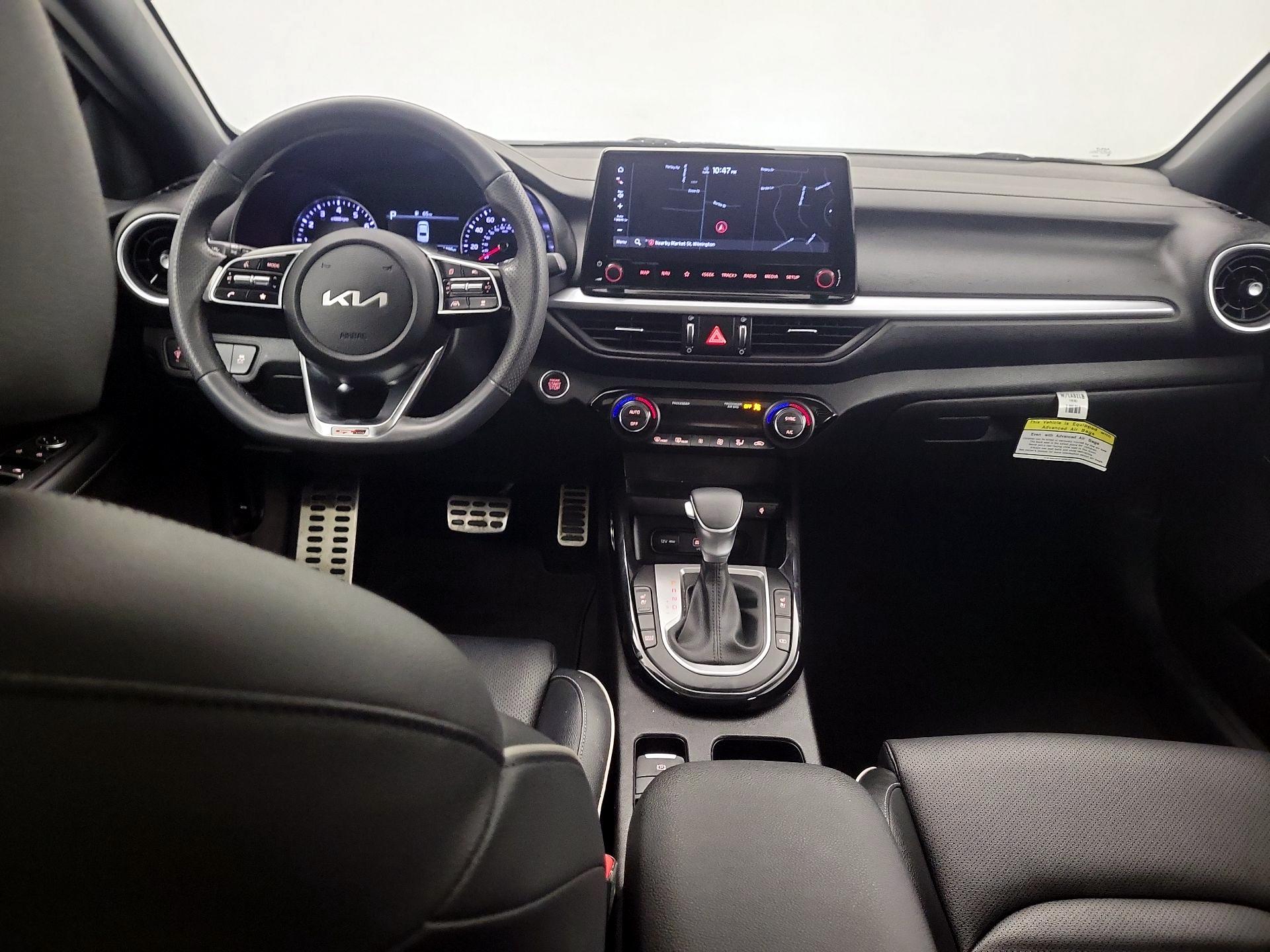 Thumbnail: 2023 Kia Forte - 9