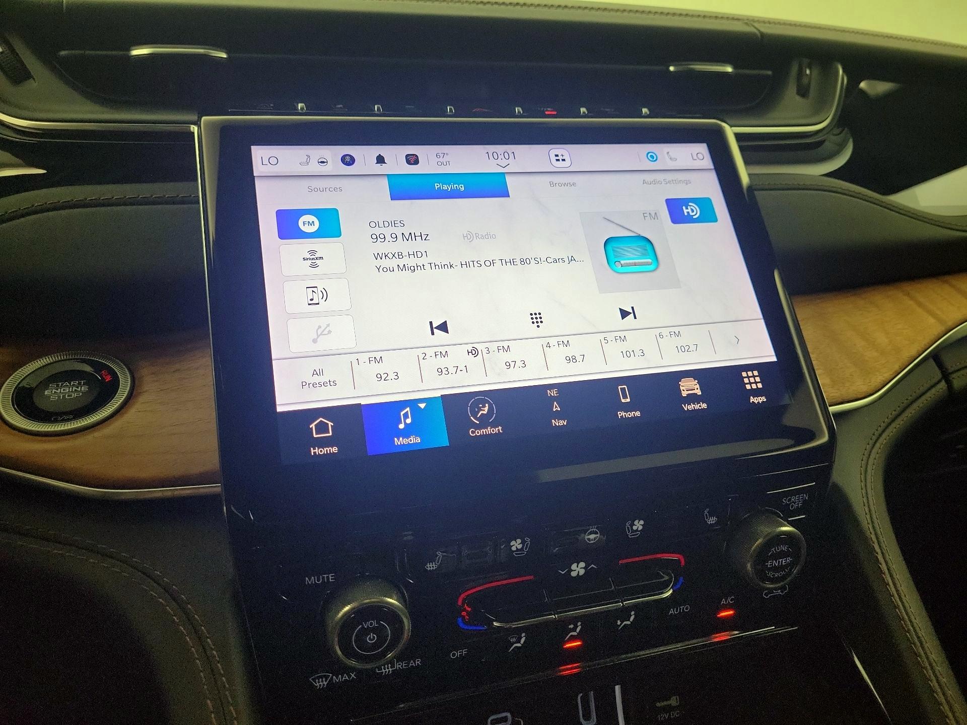 Thumbnail: 2022 Jeep Grand Cherokee L - 15