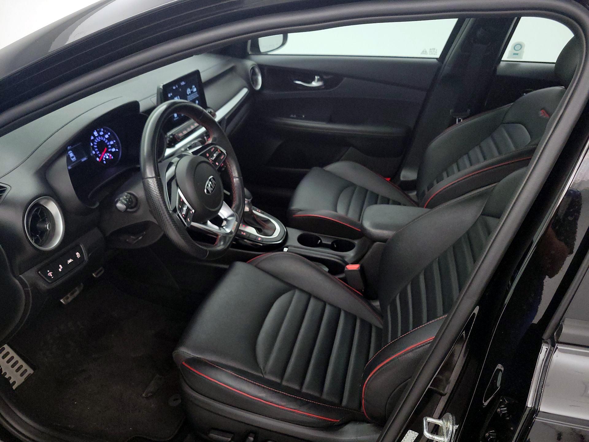 Thumbnail: 2020 Kia Forte - 11