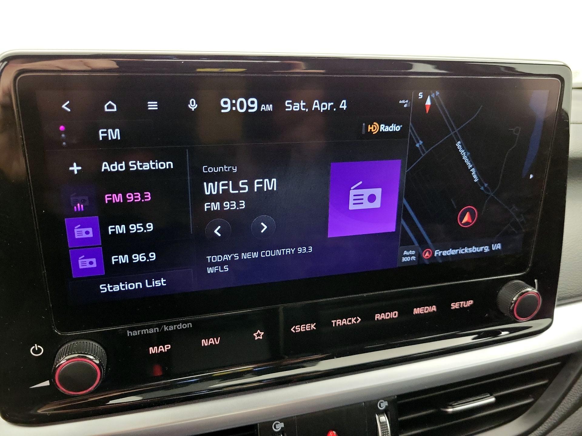 Thumbnail: 2023 Kia Forte - 16