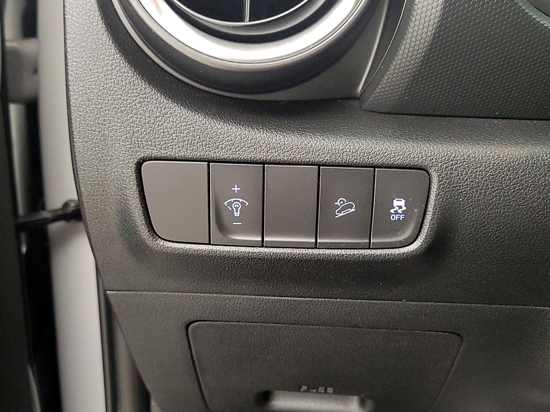 Thumbnail: 2023 Hyundai Kona - 13