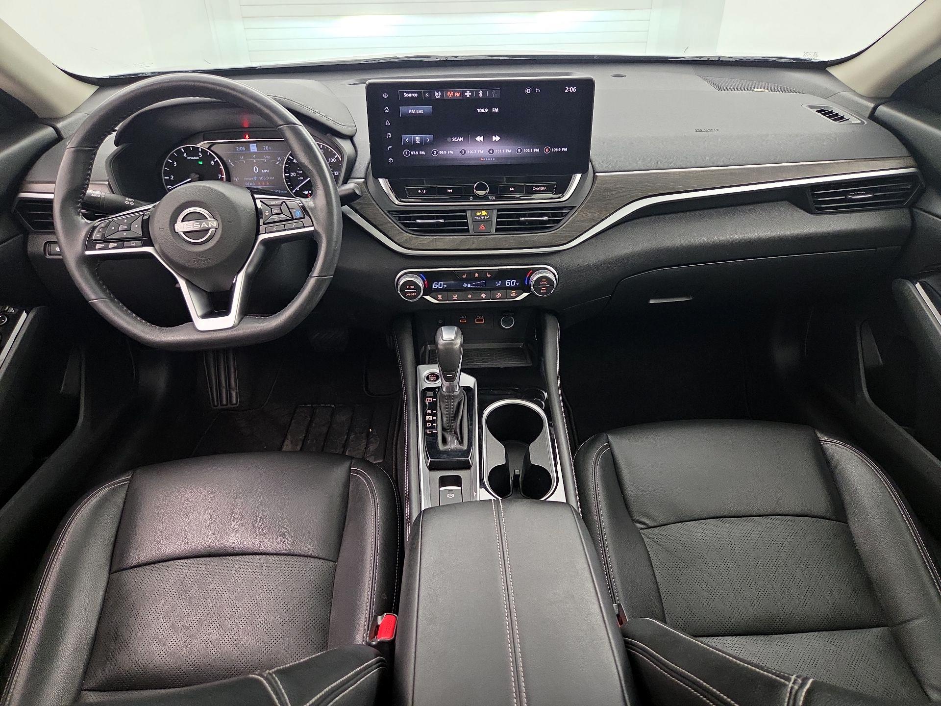 Thumbnail: 2023 Nissan Altima - 9