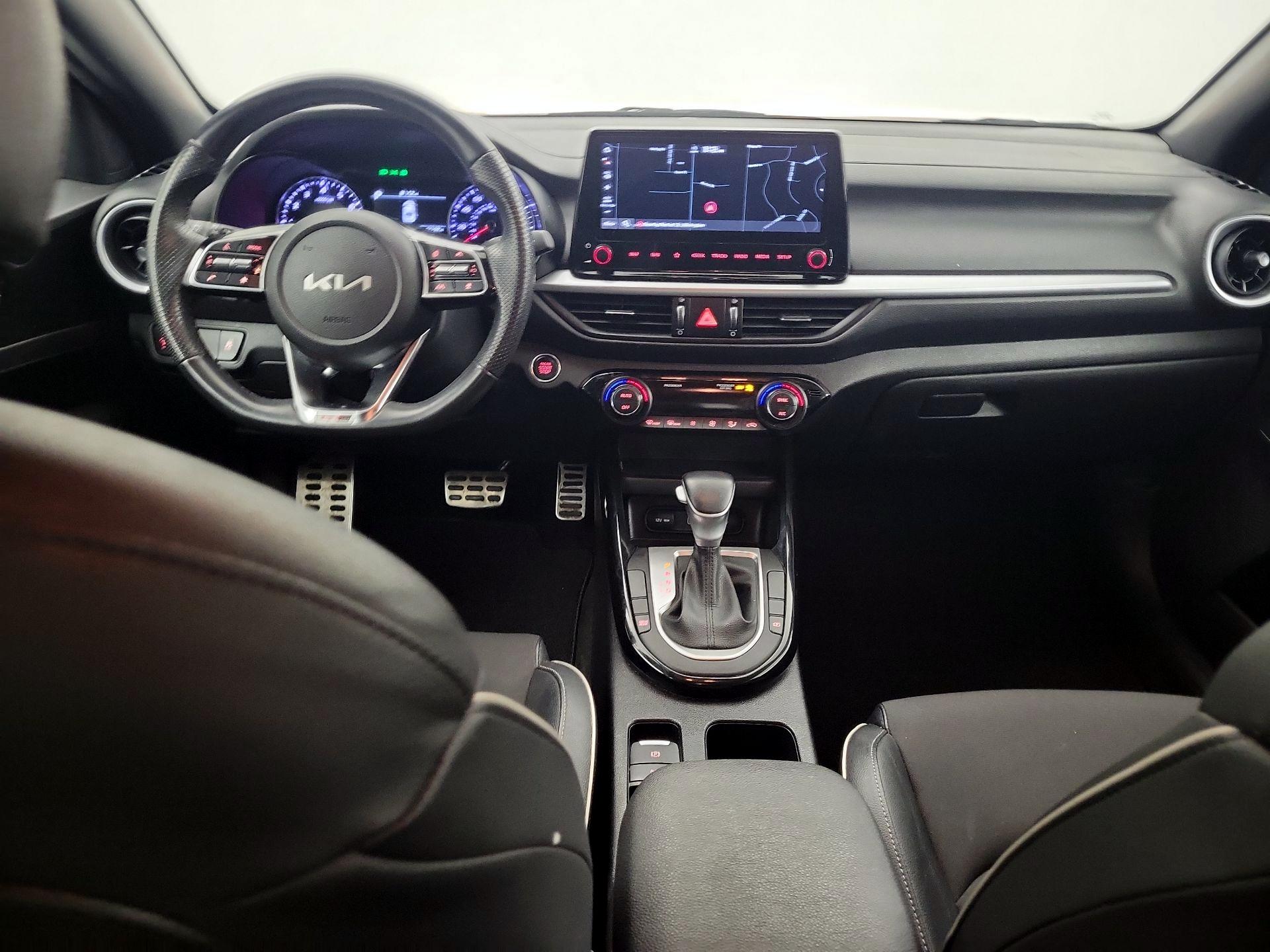 Thumbnail: 2023 Kia Forte - 9