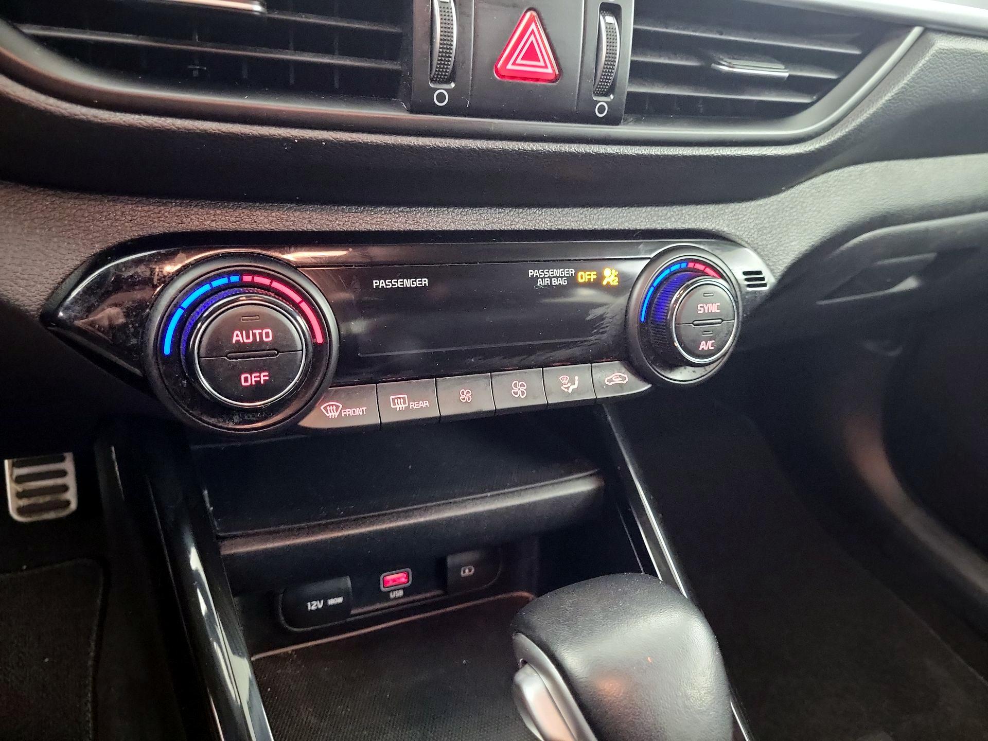 Thumbnail: 2023 Kia Forte - 17