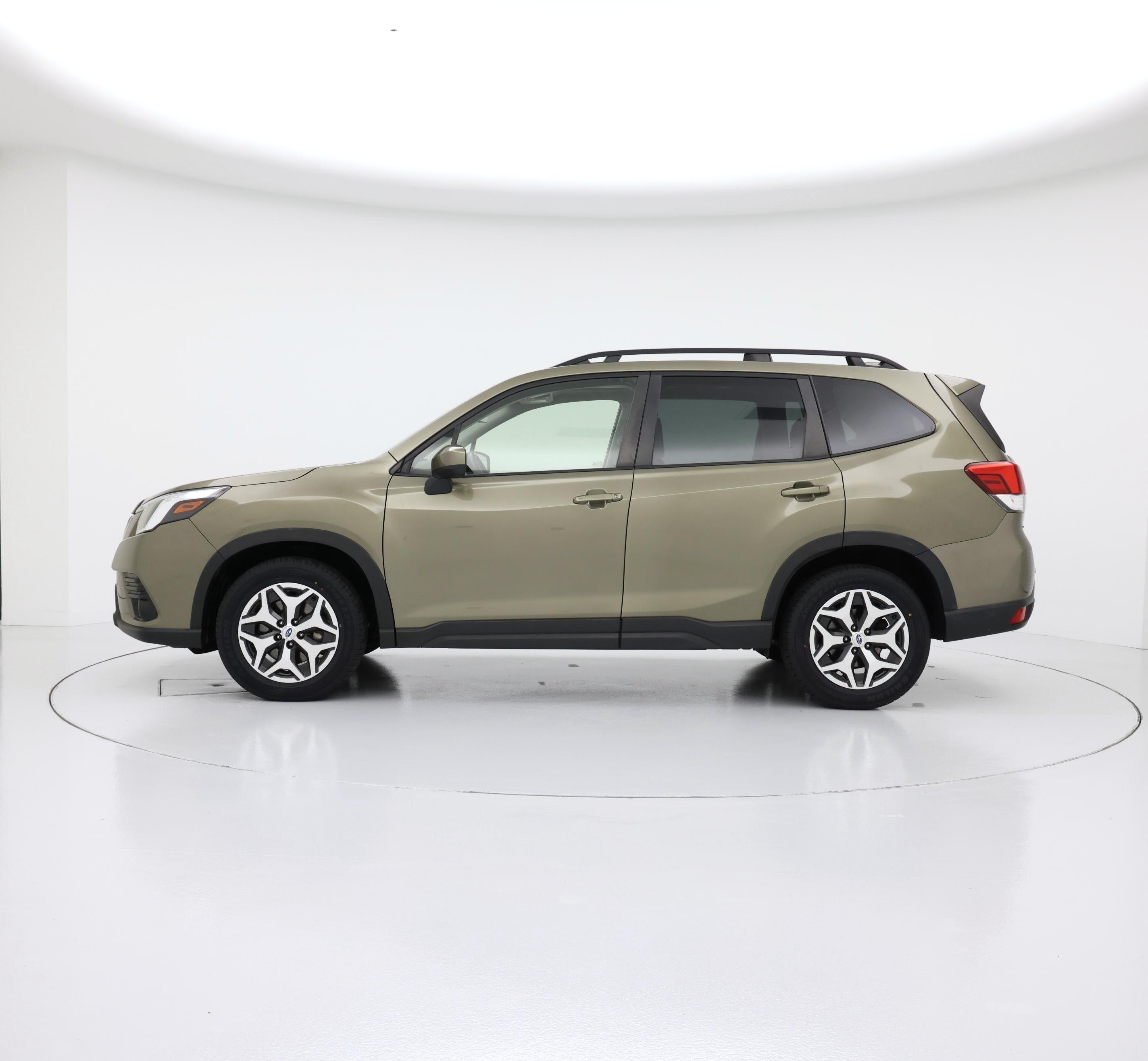 Thumbnail: 2023 Subaru Forester - 3