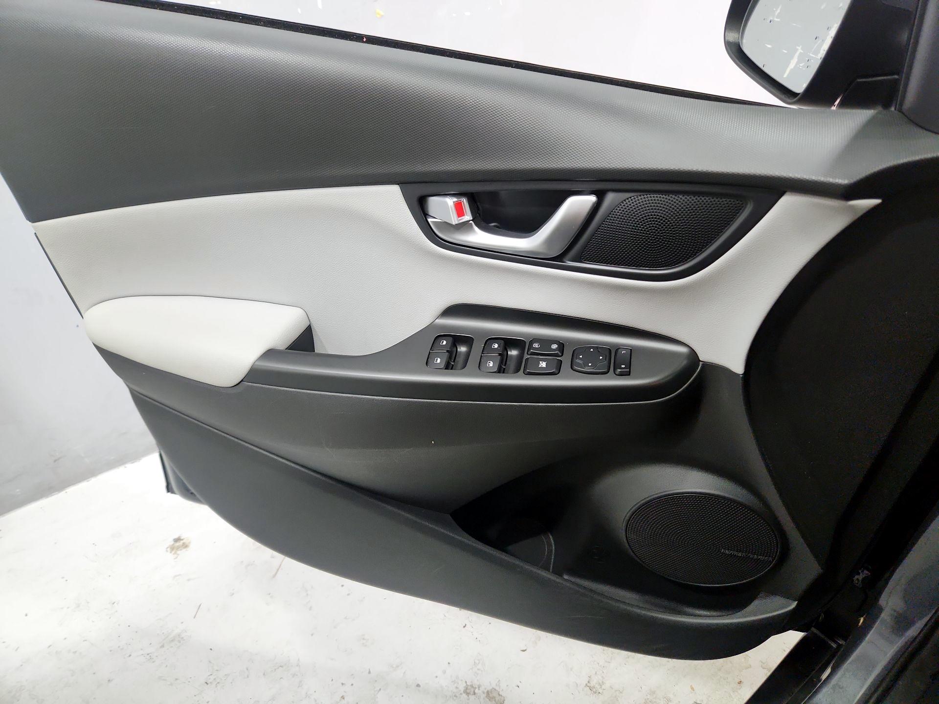 Thumbnail: 2023 Hyundai Kona - 12