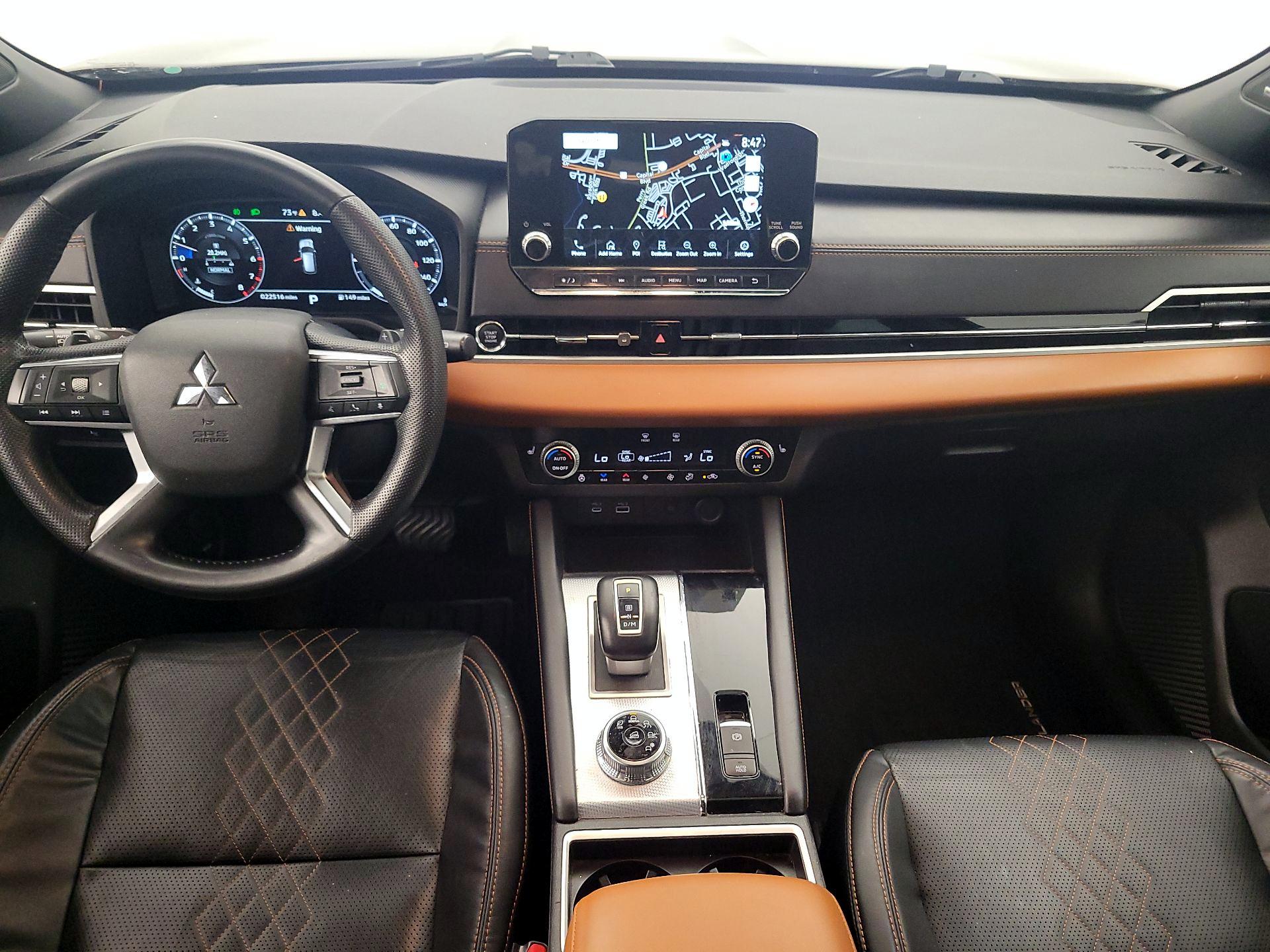 Thumbnail: 2022 Mitsubishi Outlander - 9