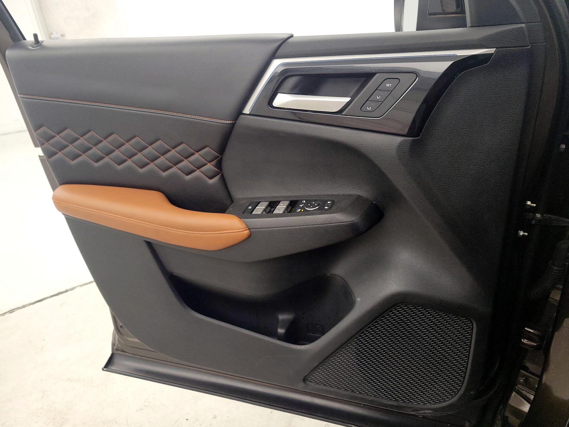 Thumbnail: 2022 Mitsubishi Outlander - 12