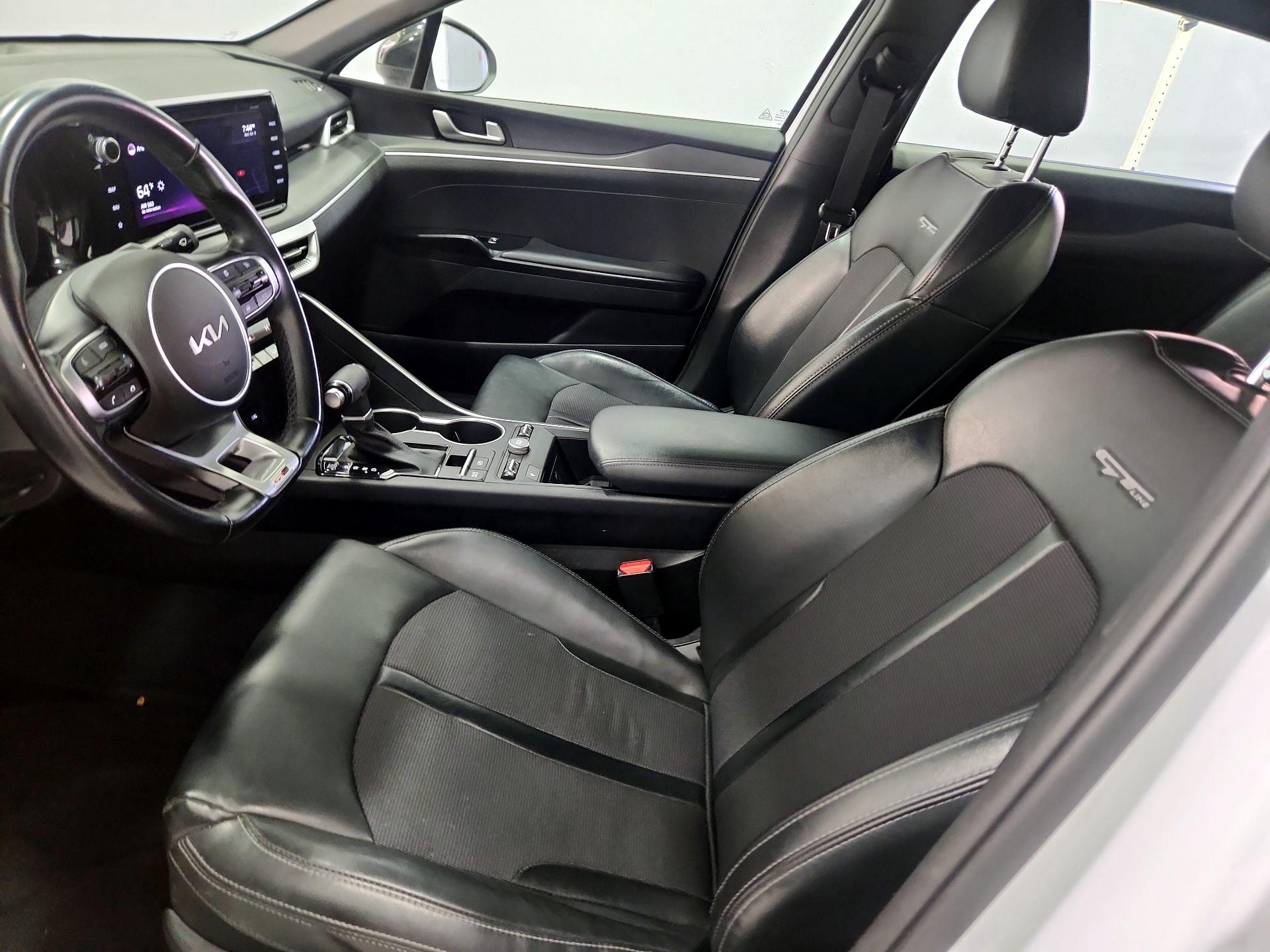 Thumbnail: 2022 Kia K5 - 11