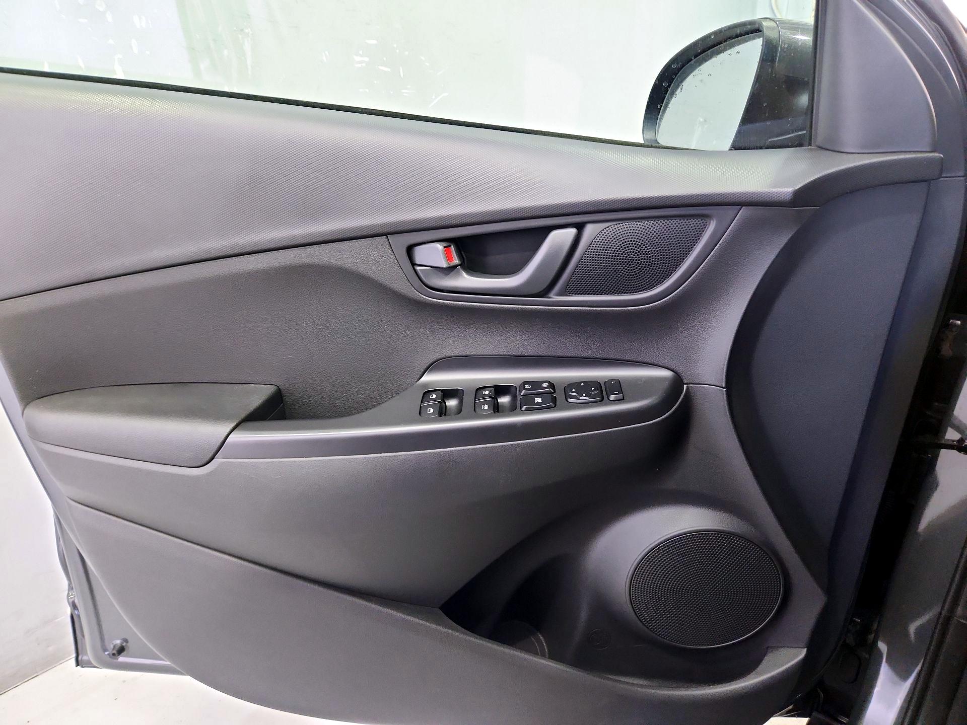 Thumbnail: 2023 Hyundai Kona - 12