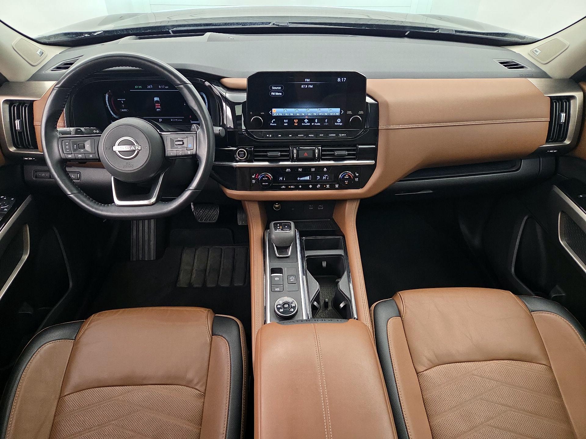 Thumbnail: 2023 Nissan Pathfinder - 9