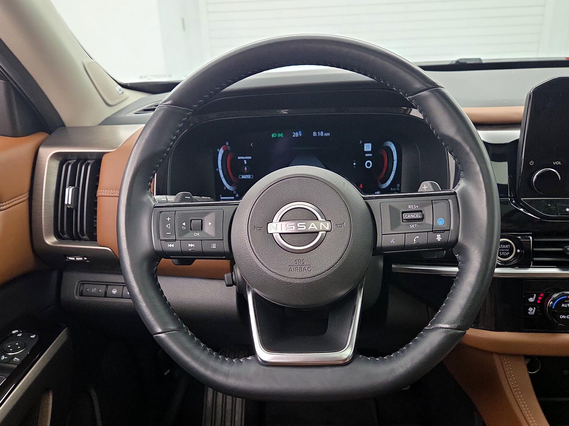 Thumbnail: 2023 Nissan Pathfinder - 10