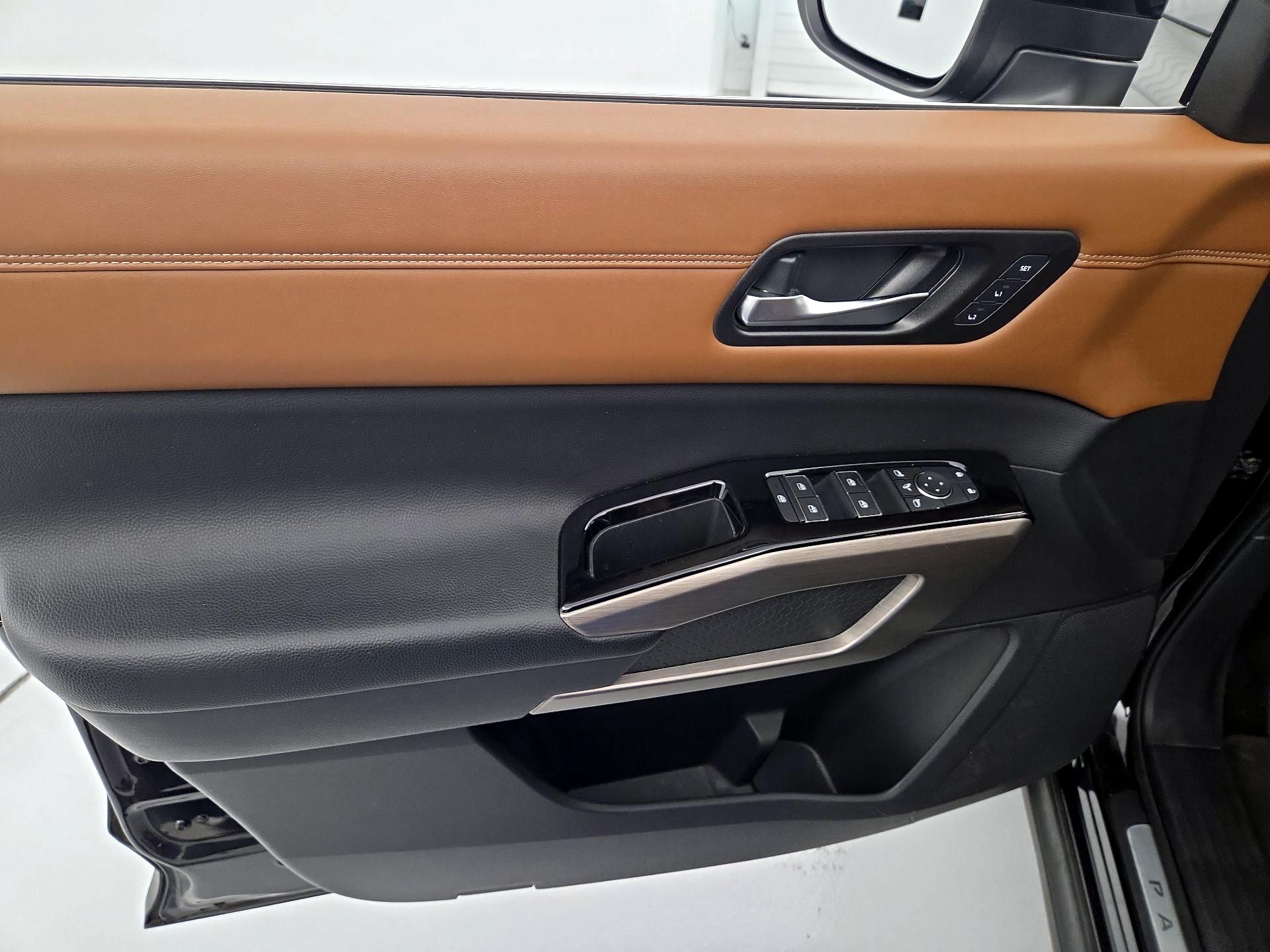 Thumbnail: 2023 Nissan Pathfinder - 12