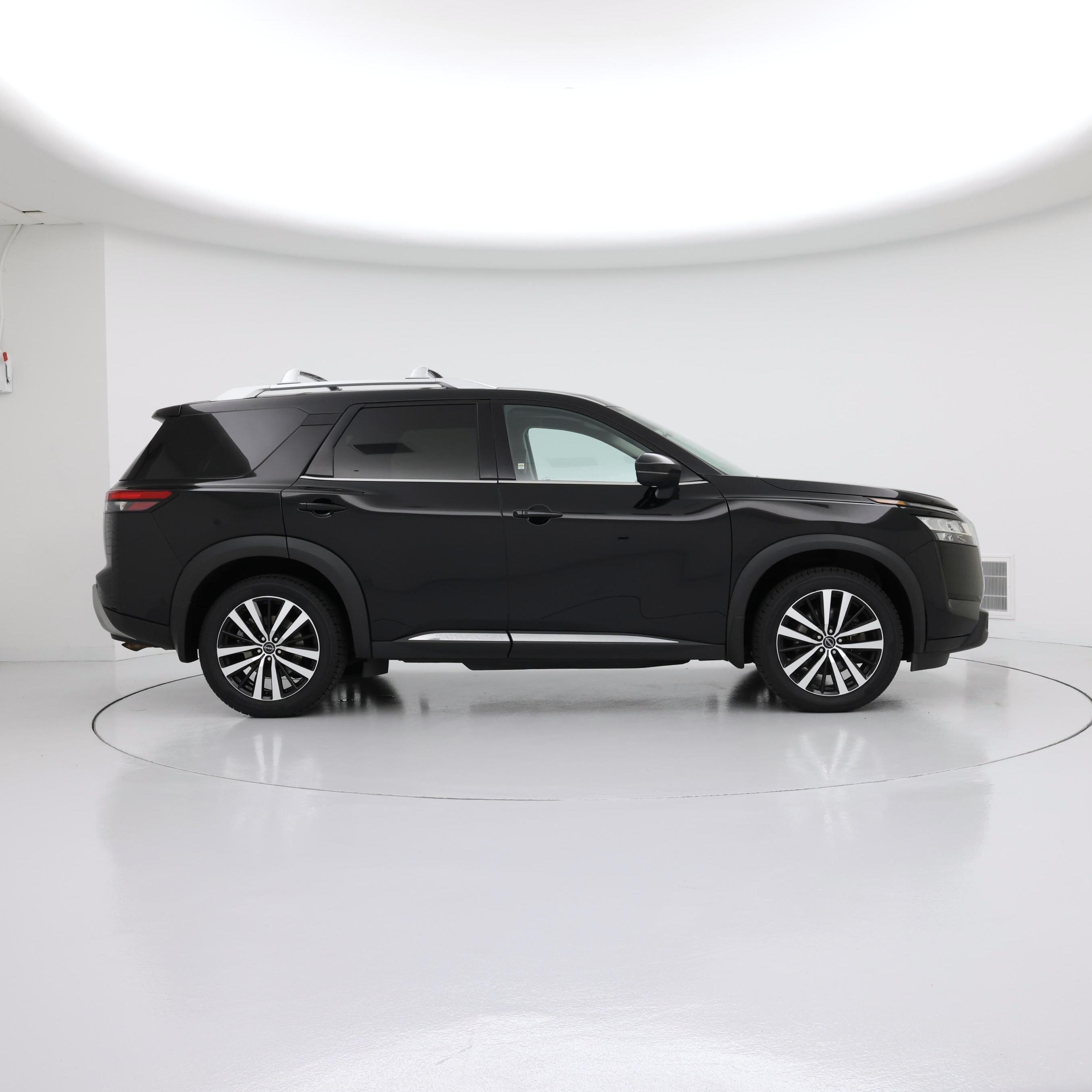 Thumbnail: 2023 Nissan Pathfinder - 7