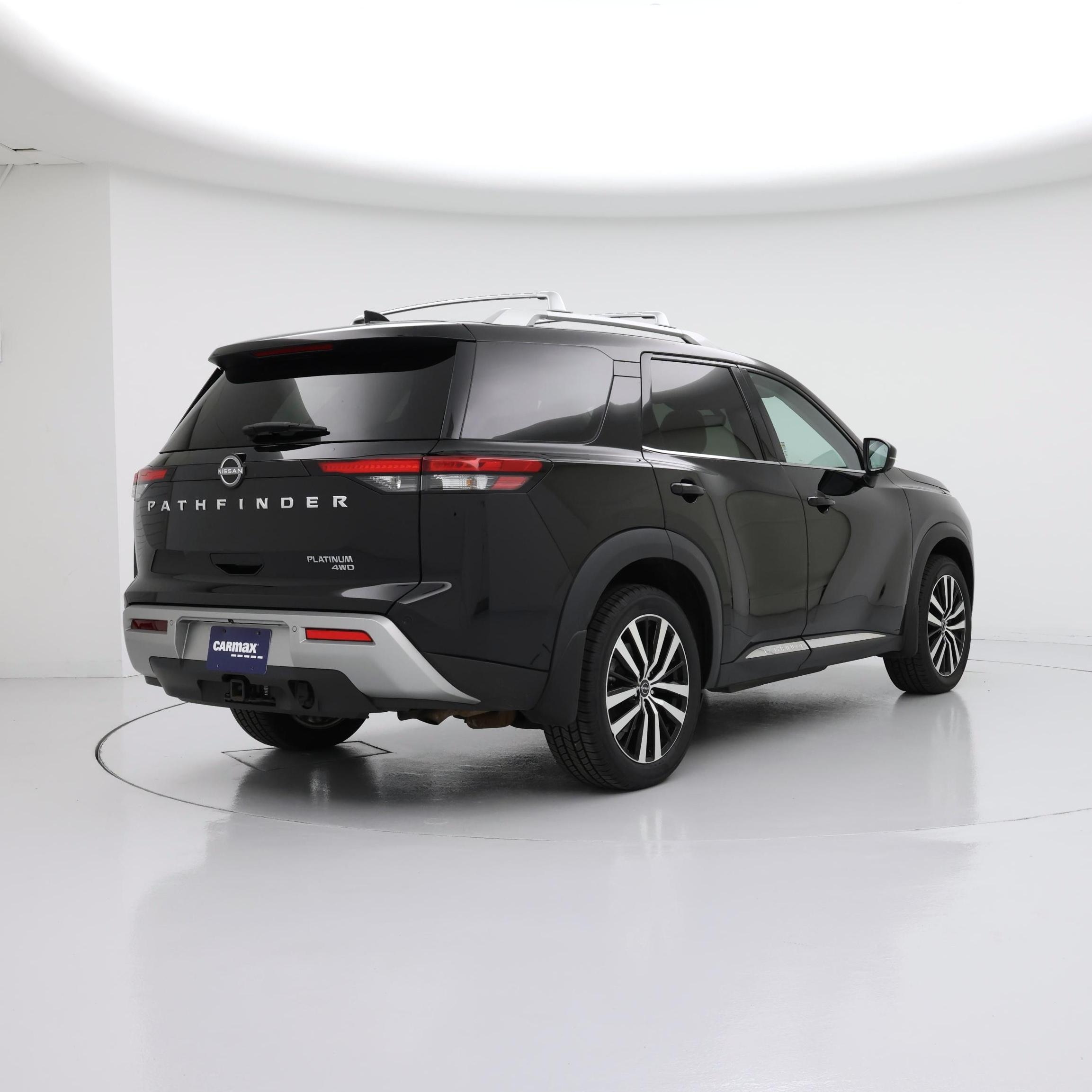 Thumbnail: 2023 Nissan Pathfinder - 8