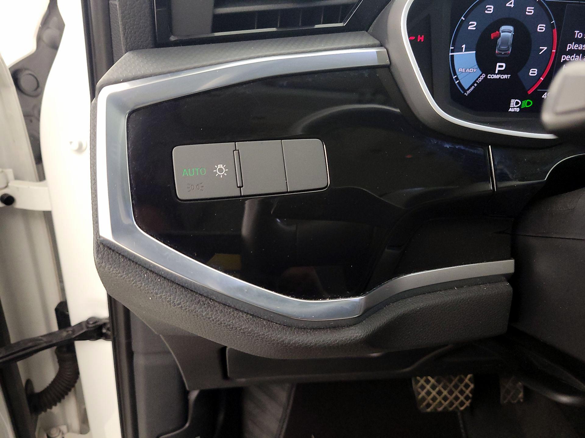 Thumbnail: 2022 Audi Q3 - 13